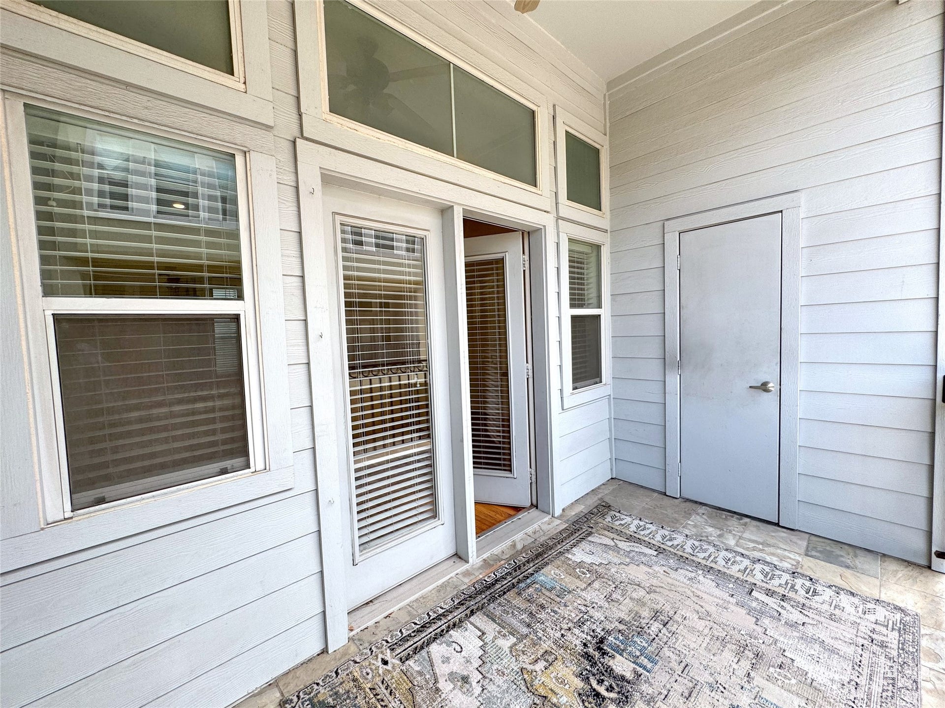 1128 W 26th Street, Houston, TX 77008 Balcony