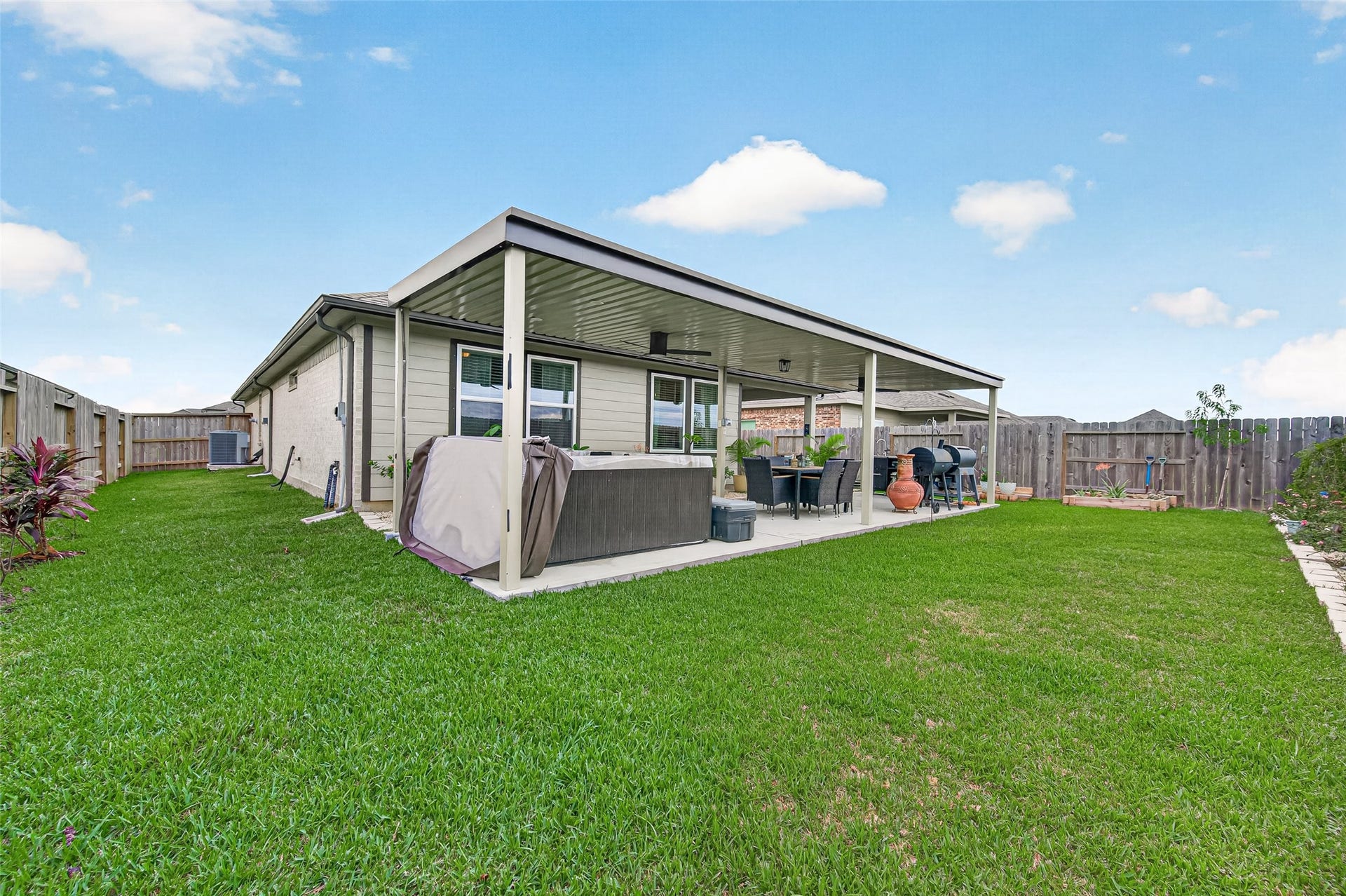 10626 Deussen Lane, Texas City, TX 77591 10626 Deussen Lane, Texas City, TX 77591