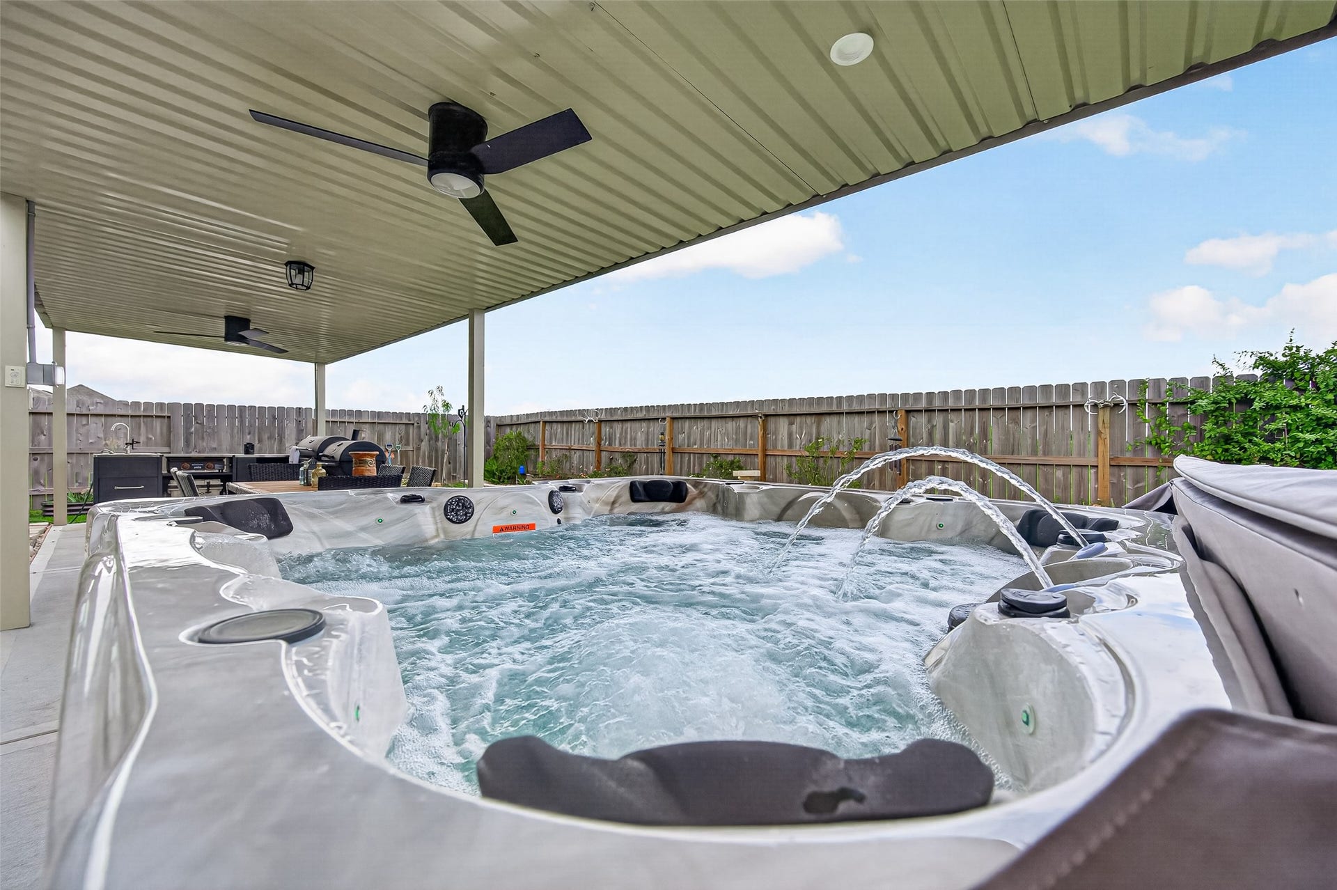 10626 Deussen Lane, Texas City, TX 77591 10626 Deussen Lane, Texas City, TX 77591