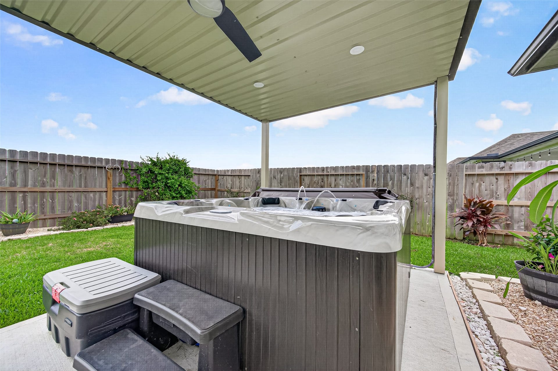 10626 Deussen Lane, Texas City, TX 77591 10626 Deussen Lane, Texas City, TX 77591