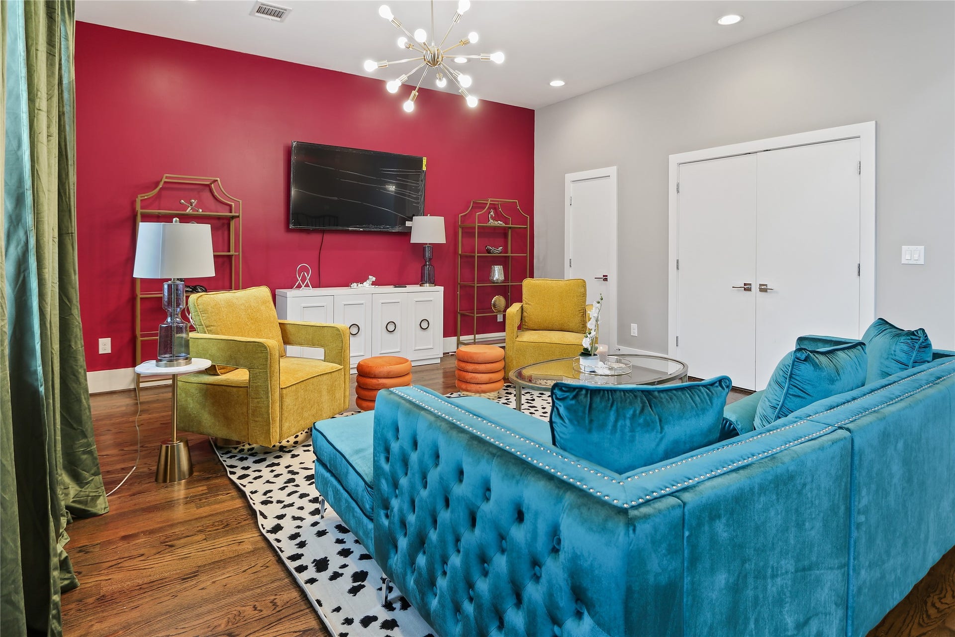 2105 Hadley Street, Houston, TX 77003 2105 Hadley Street, Houston, TX 77003
