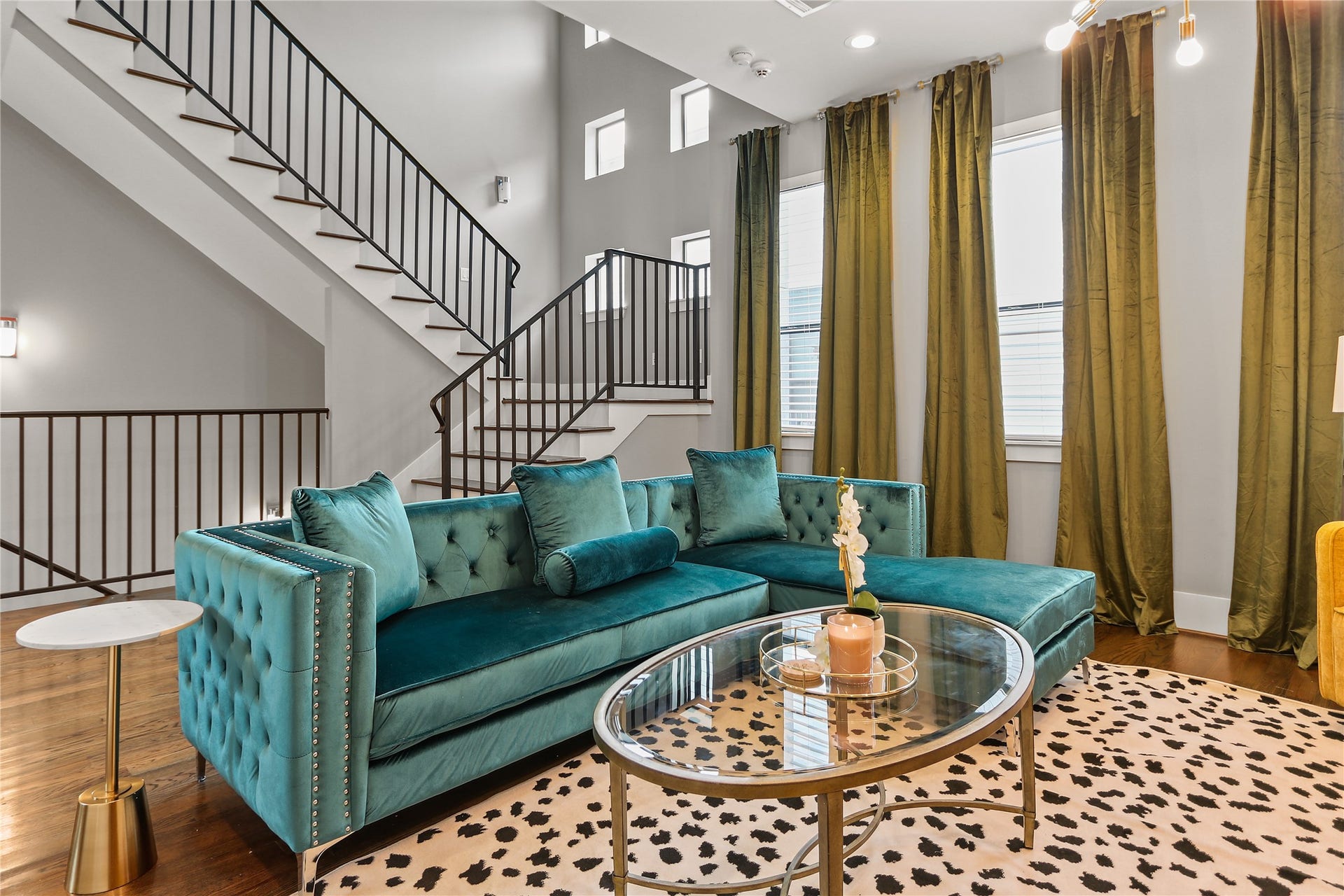 2105 Hadley Street, Houston, TX 77003 2105 Hadley Street, Houston, TX 77003