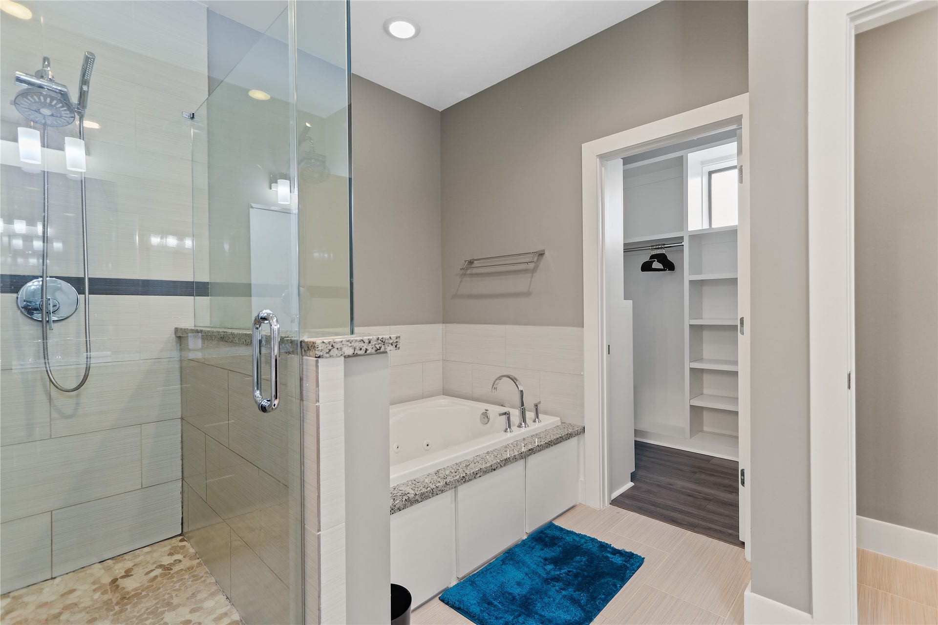 2105 Hadley Street, Houston, TX 77003 2105 Hadley Street, Houston, TX 77003
