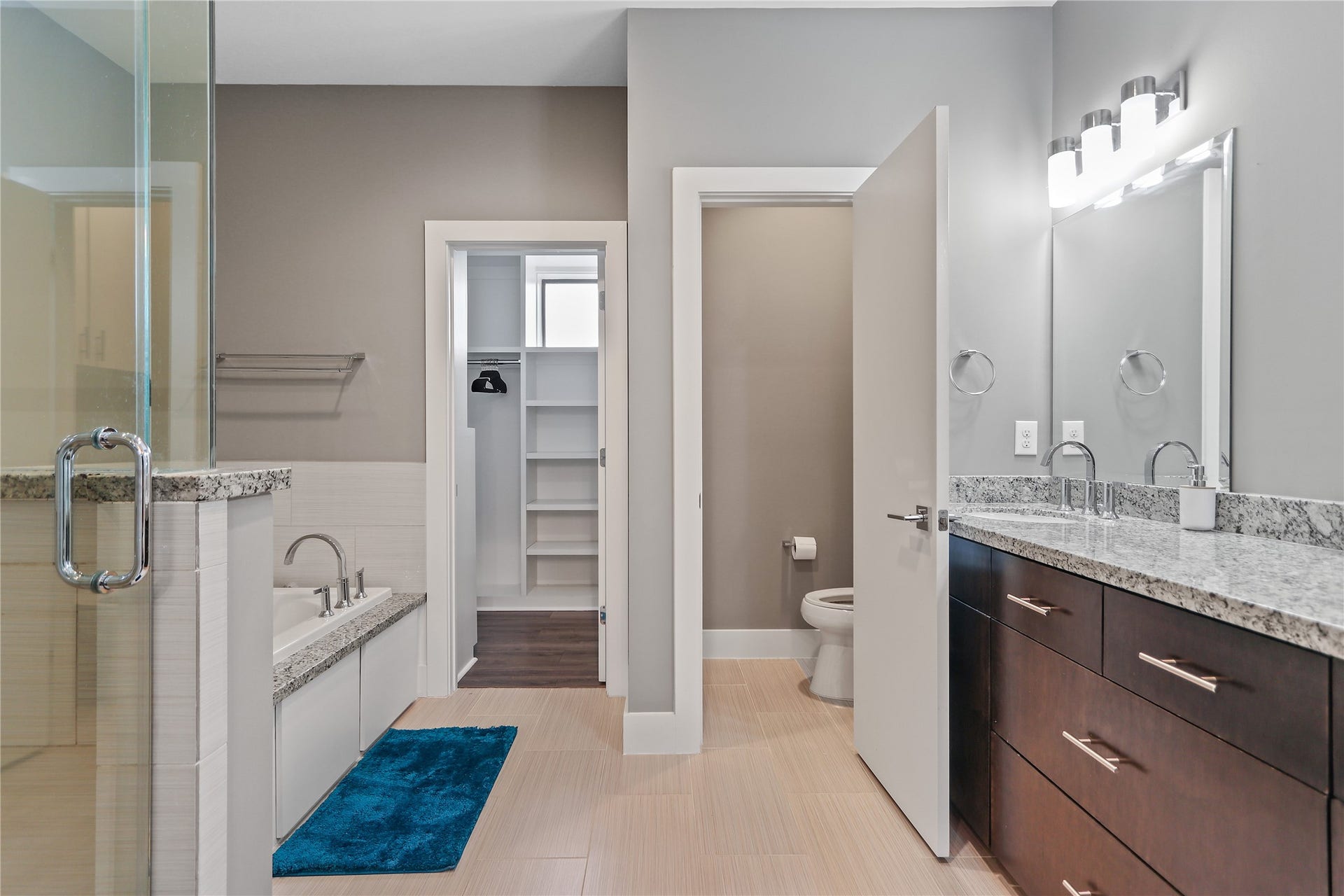 2105 Hadley Street, Houston, TX 77003 2105 Hadley Street, Houston, TX 77003