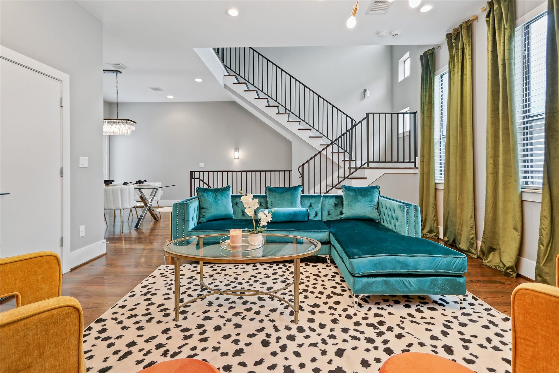 2105 Hadley Street, Houston, TX 77003 2105 Hadley Street, Houston, TX 77003
