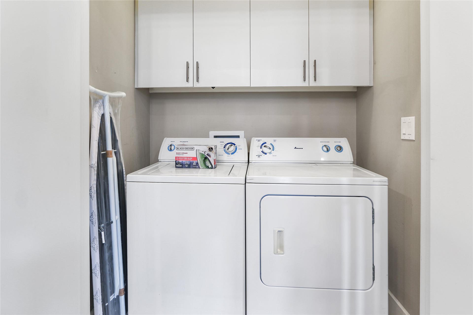 2105 Hadley Street, Houston, TX 77003 2105 Hadley Street, Houston, TX 77003