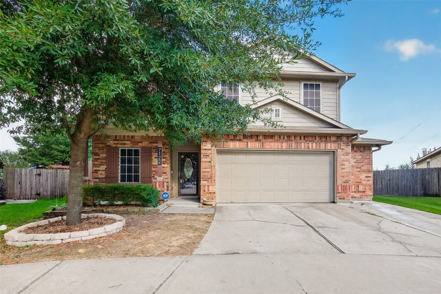 Property photo for 7122 Freesia Court, Baytown, TX