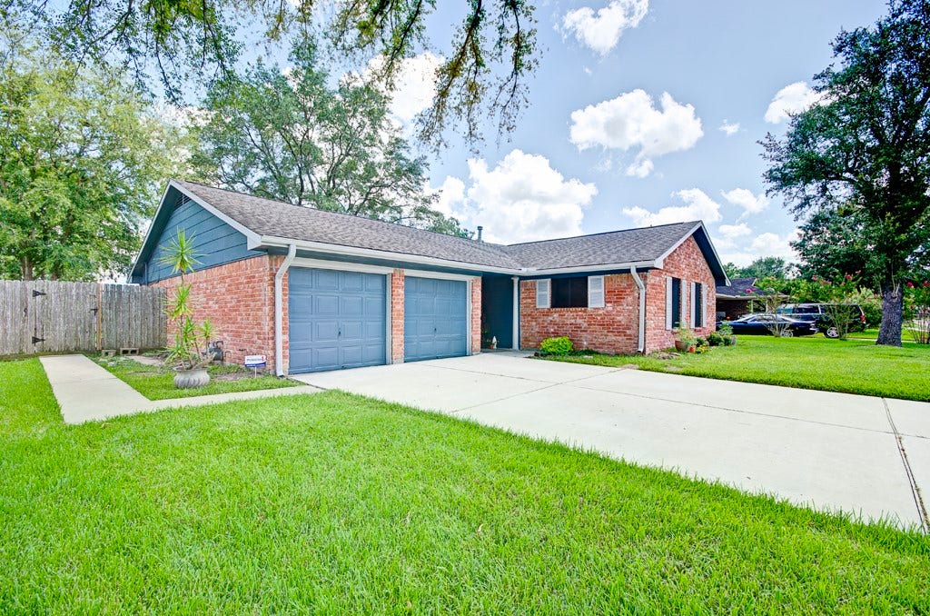 609 Mary Ann Drive, Friendswood, TX 77546 609 Mary Ann Drive, Friendswood, TX 77546