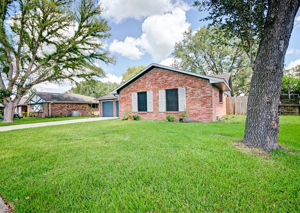 609 Mary Ann Drive, Friendswood, TX 77546 609 Mary Ann Drive, Friendswood, TX 77546
