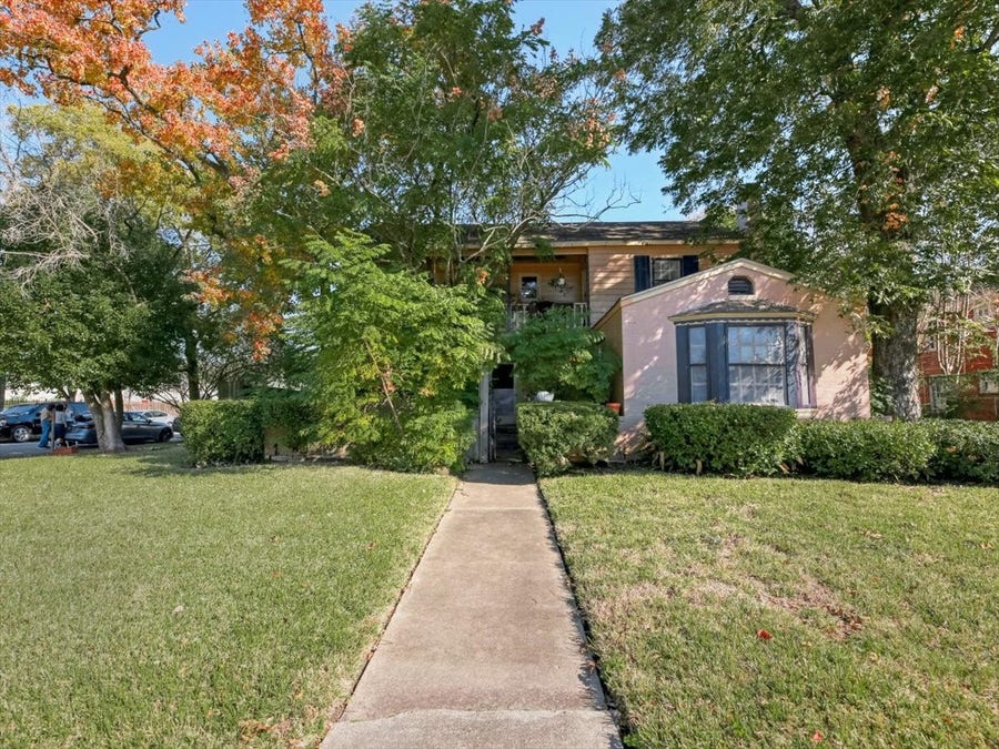 Property photo for 2001 Binz Street, Houston, TX