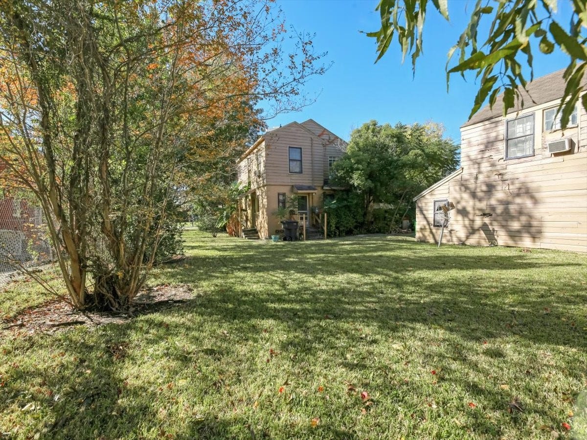 2001 Binz Street, Houston, TX 77004 2001 Binz Street, Houston, TX 77004