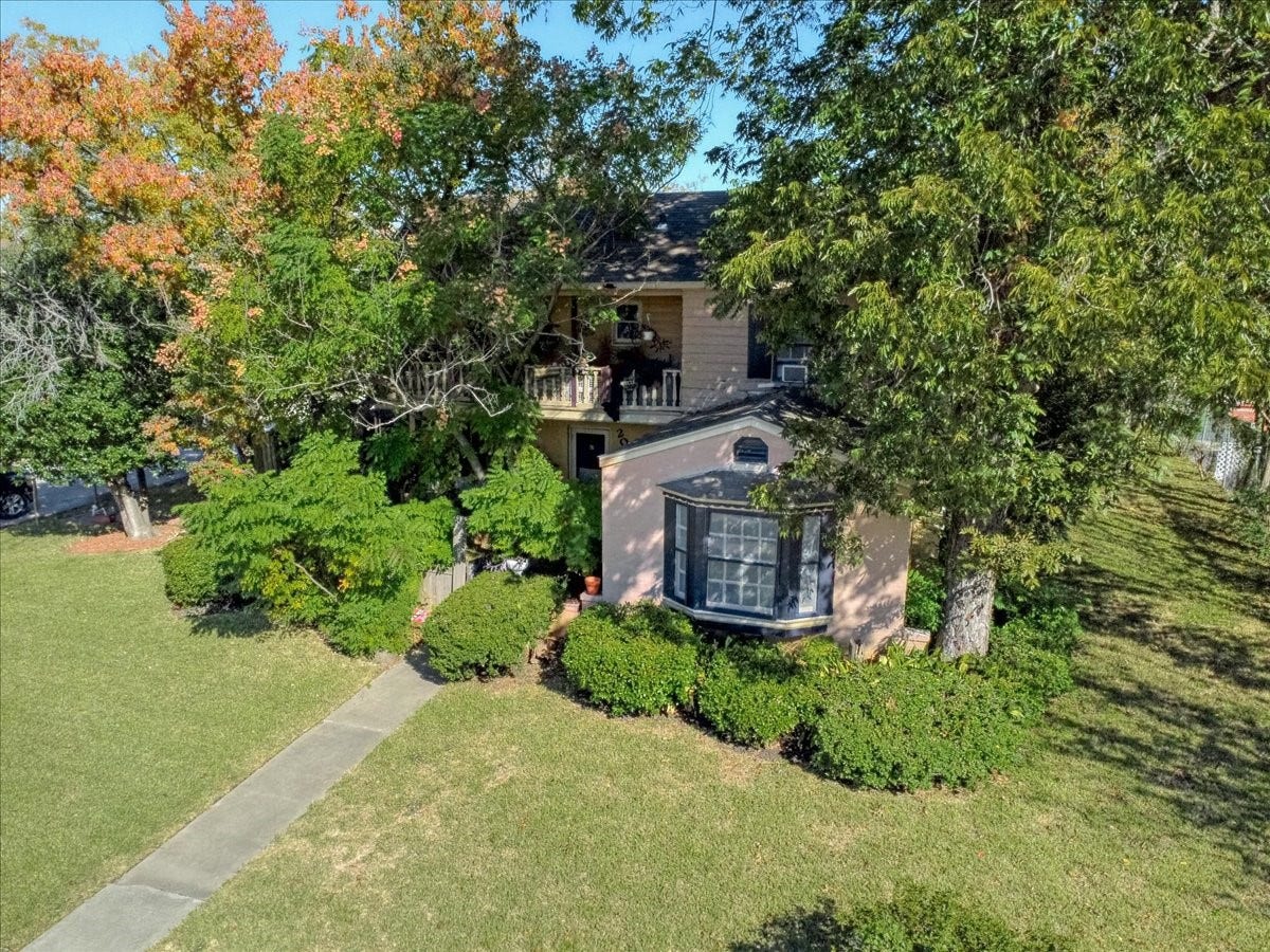 2001 Binz Street, Houston, TX 77004 2001 Binz Street, Houston, TX 77004