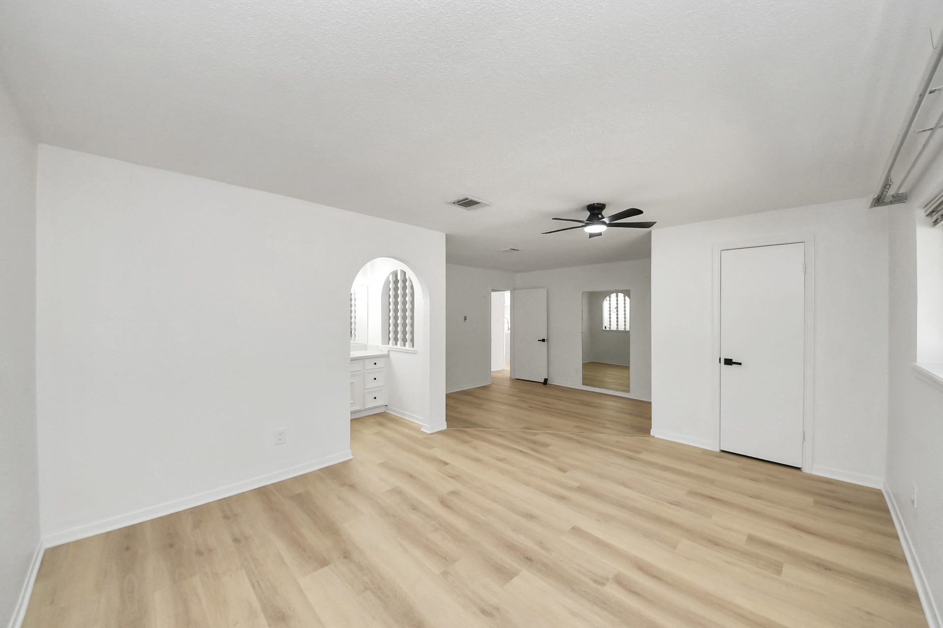 5018 Groveton Lane, Pearland, TX 77584 5018 Groveton Lane, Pearland, TX 77584