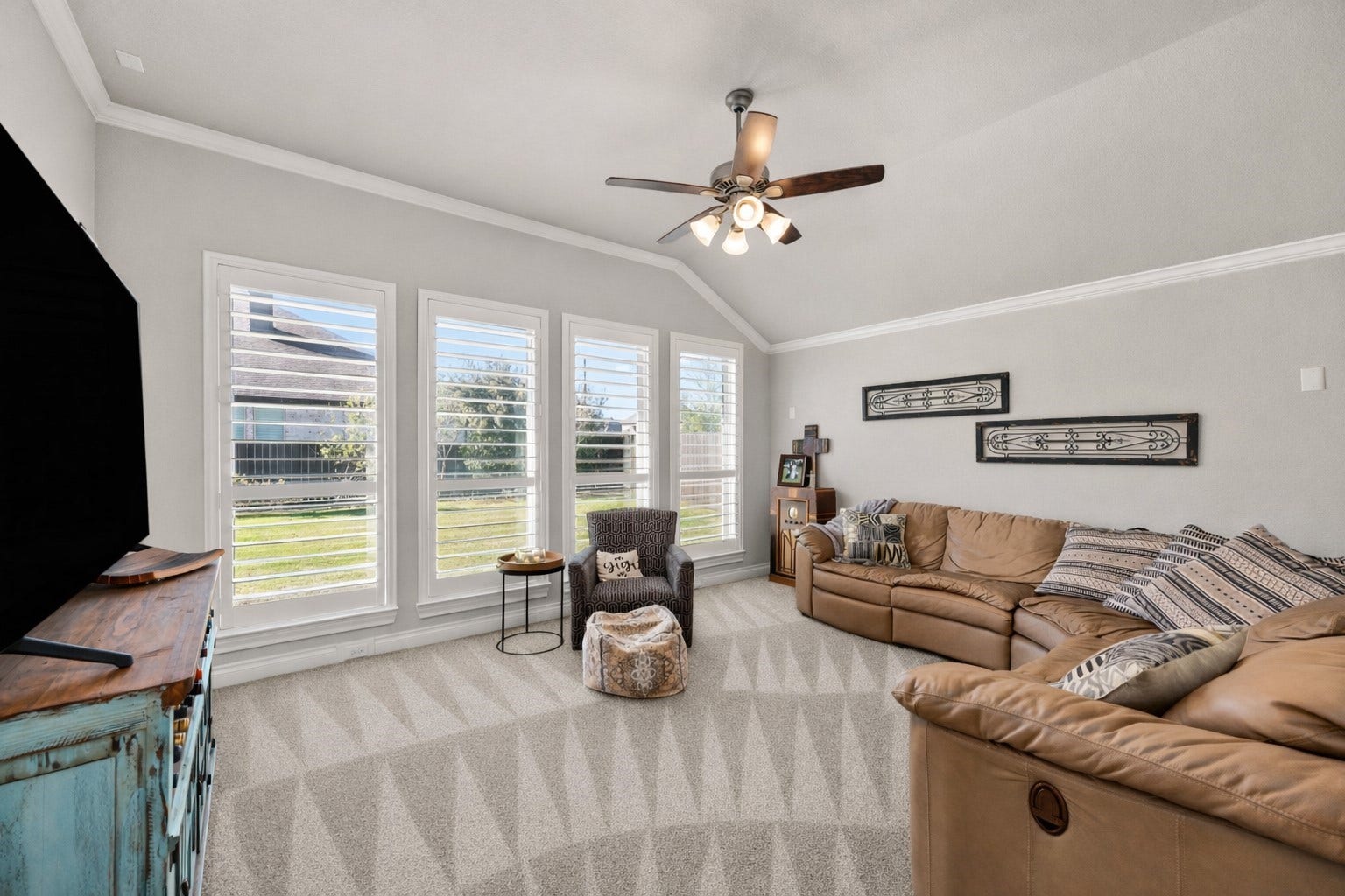 7403 Kinglet Court, Katy, TX 77493 Flex room is spacious pre-wired for sound. Endless possibilities for this room
