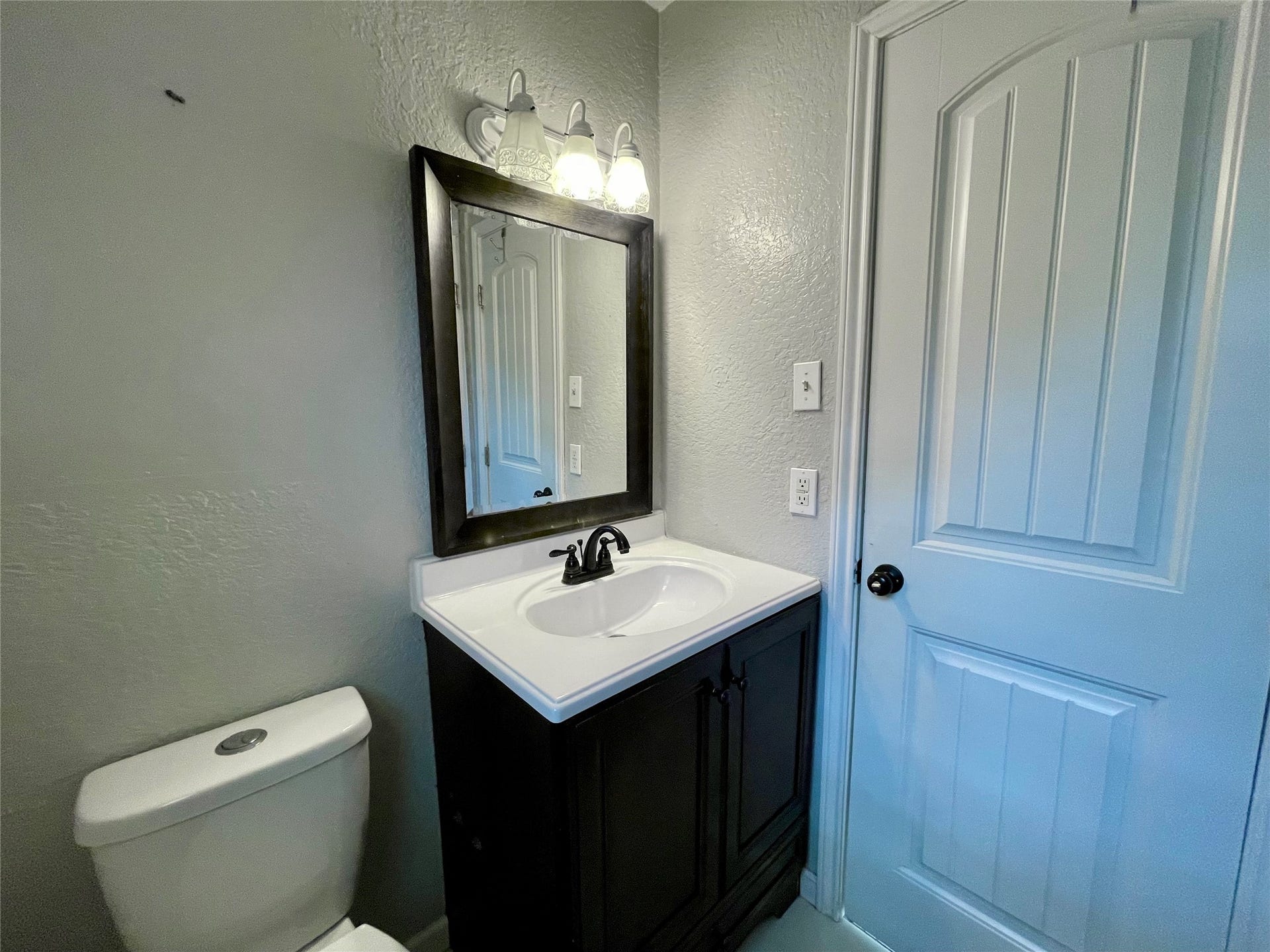 1511 N Avenue N, Freeport, TX 77541 1511 N Avenue N, Freeport, TX 77541