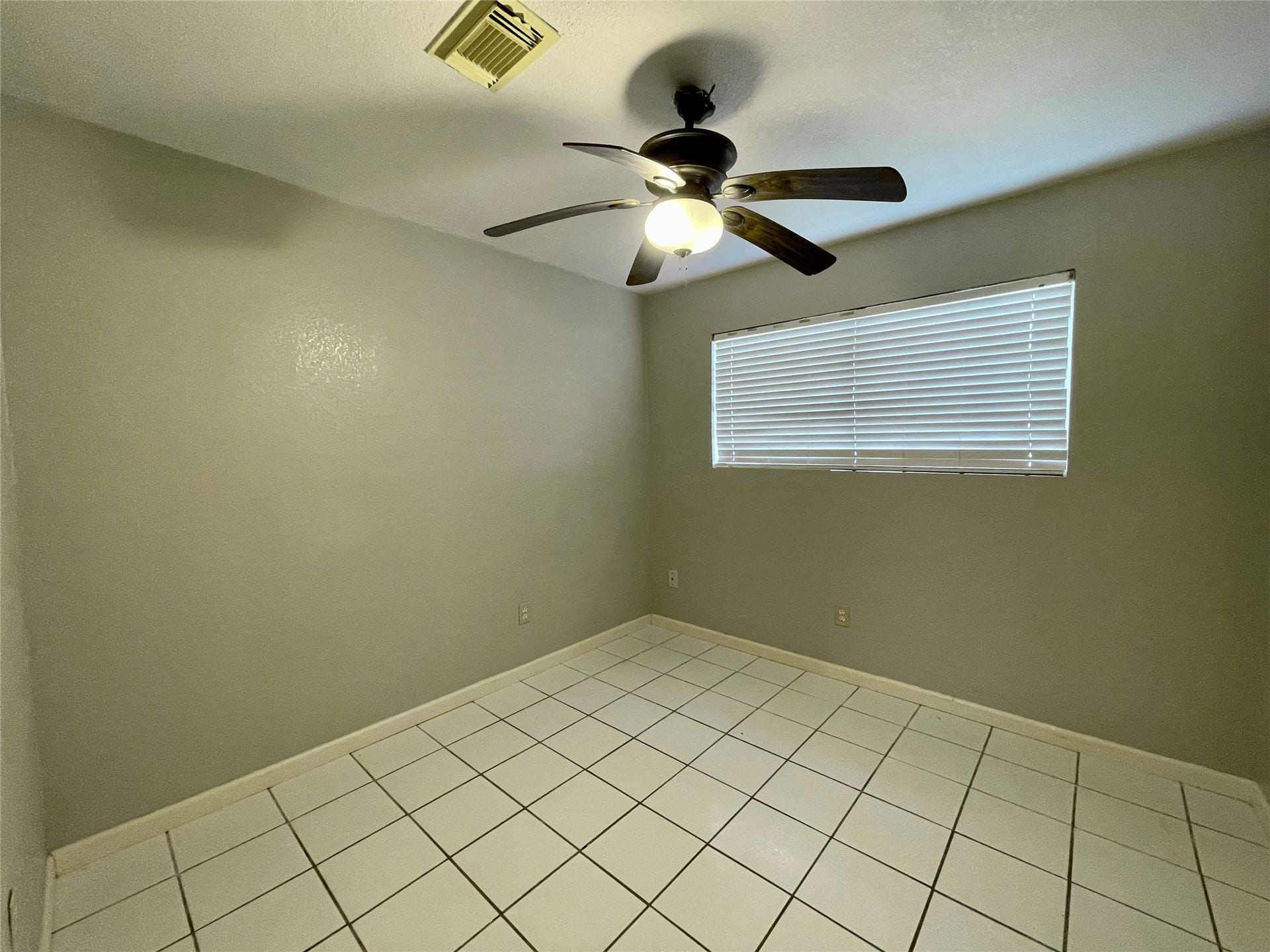 1511 N Avenue N, Freeport, TX 77541 1511 N Avenue N, Freeport, TX 77541