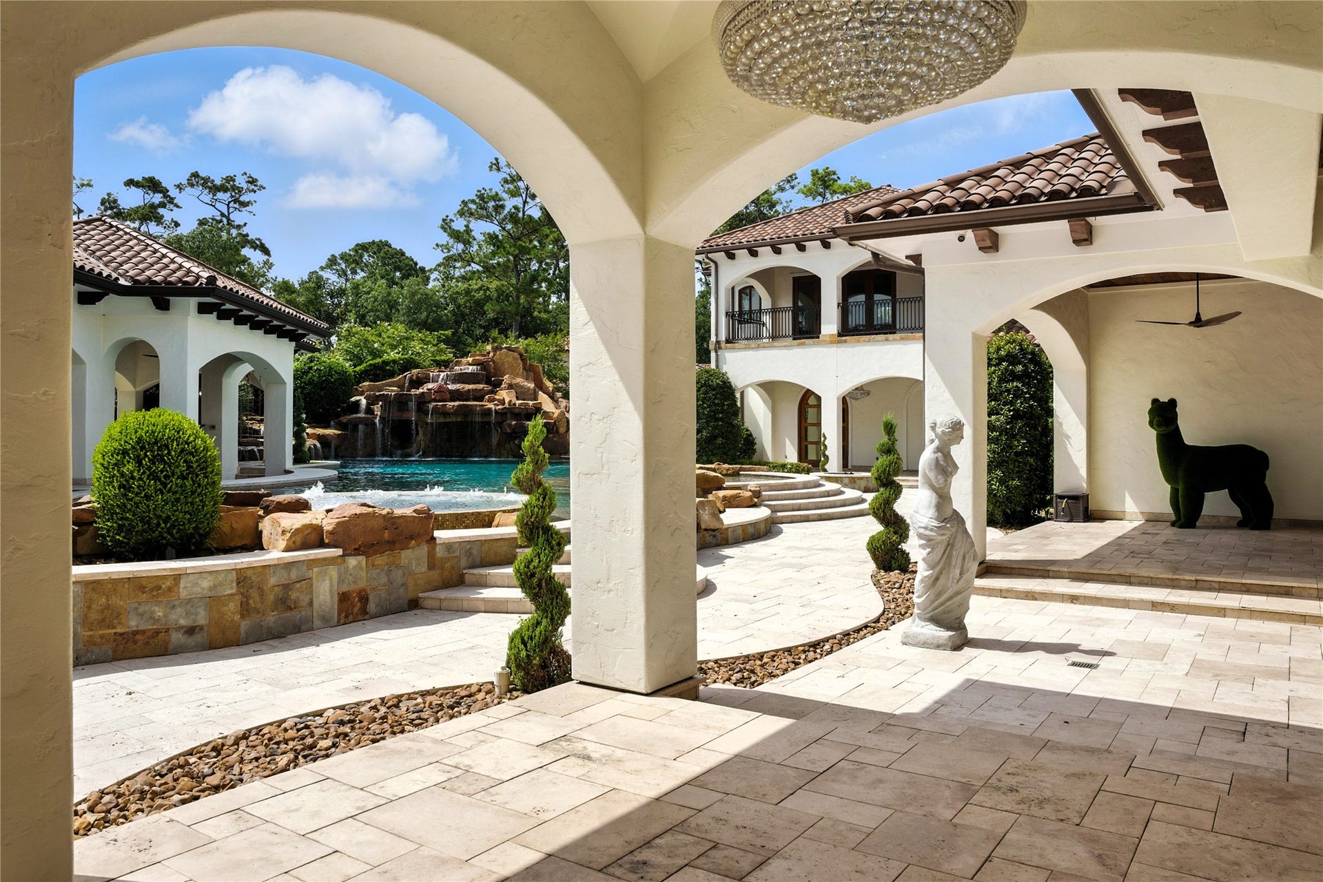 701 W Friar Tuck Lane, Houston, TX 77024 701 W Friar Tuck Lane, Houston, TX 77024
