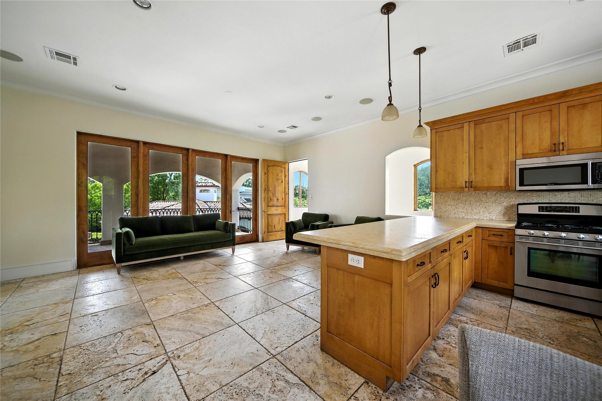 701 W Friar Tuck Lane, Houston, TX 77024 701 W Friar Tuck Lane, Houston, TX 77024