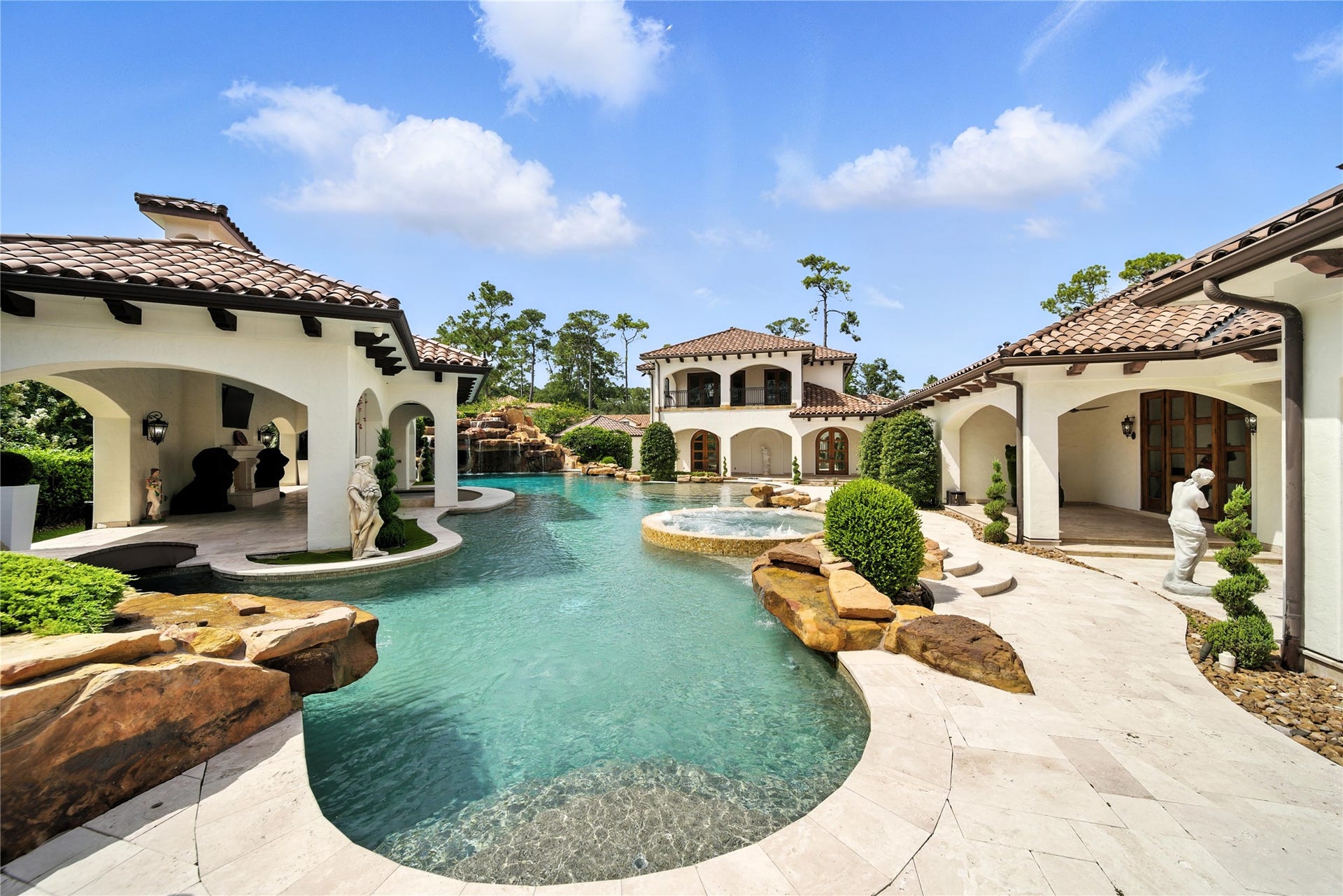 701 W Friar Tuck Lane, Houston, TX 77024 701 W Friar Tuck Lane, Houston, TX 77024