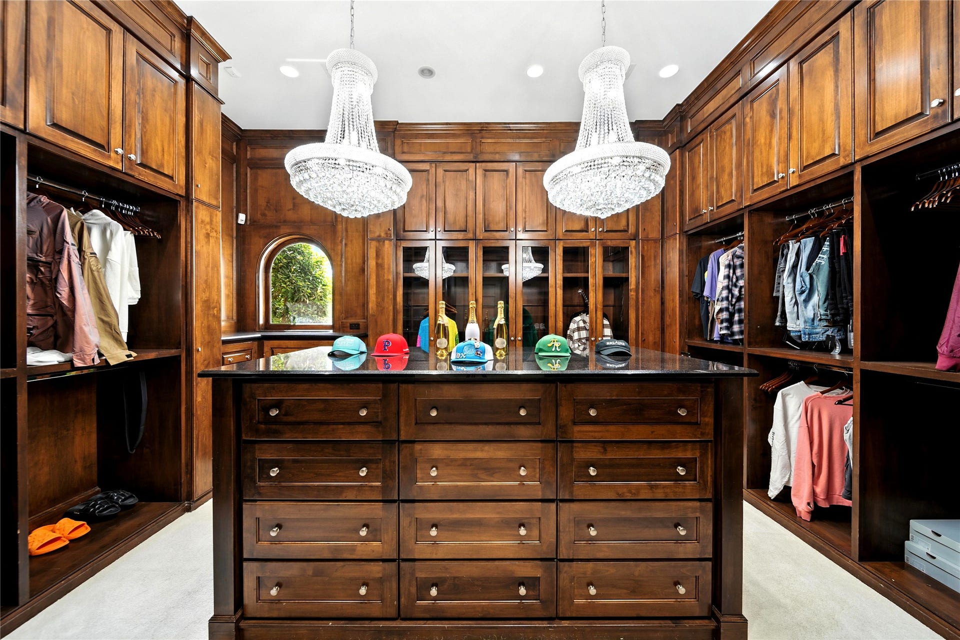 701 W Friar Tuck Lane, Houston, TX 77024 701 W Friar Tuck Lane, Houston, TX 77024