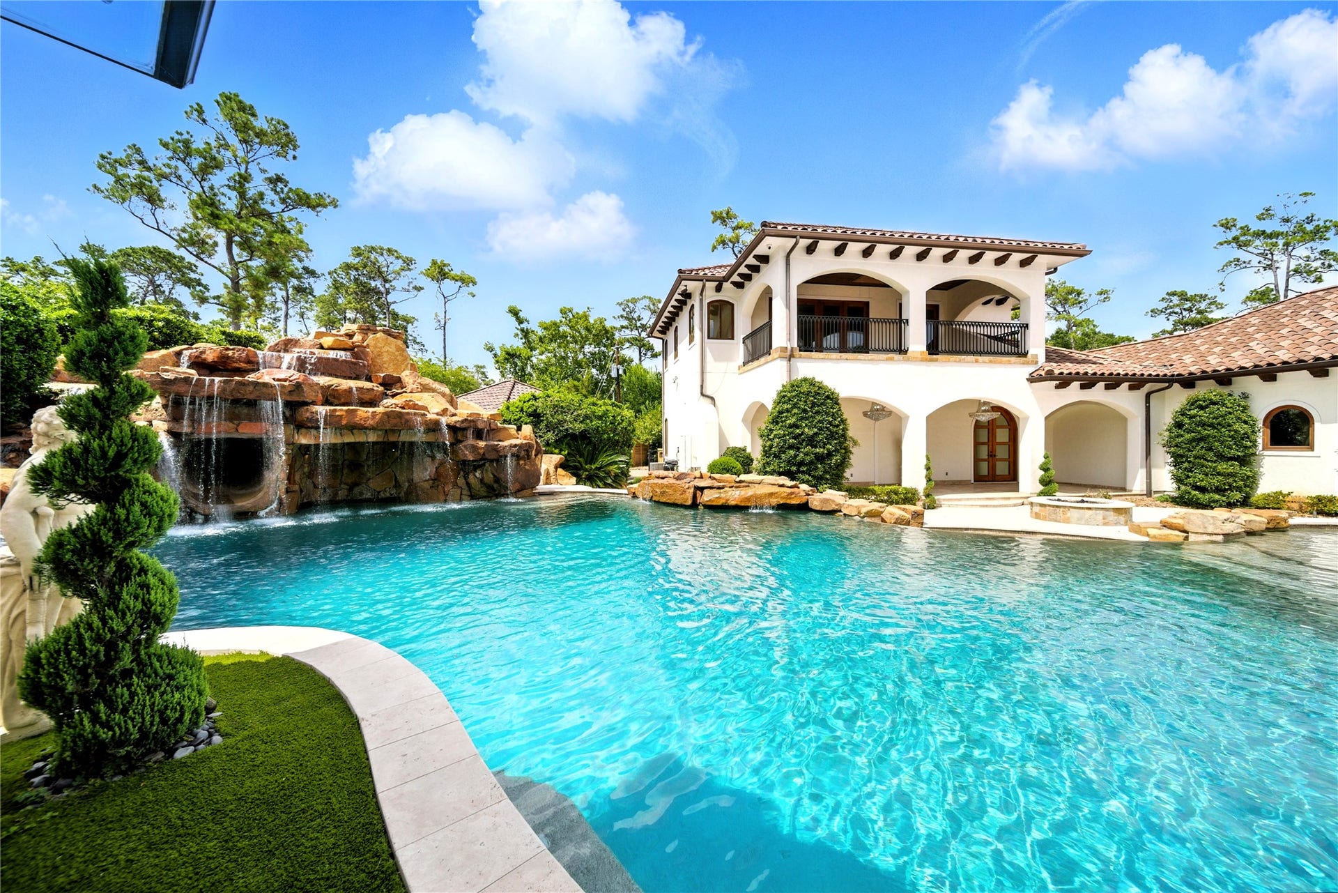 701 W Friar Tuck Lane, Houston, TX 77024 701 W Friar Tuck Lane, Houston, TX 77024