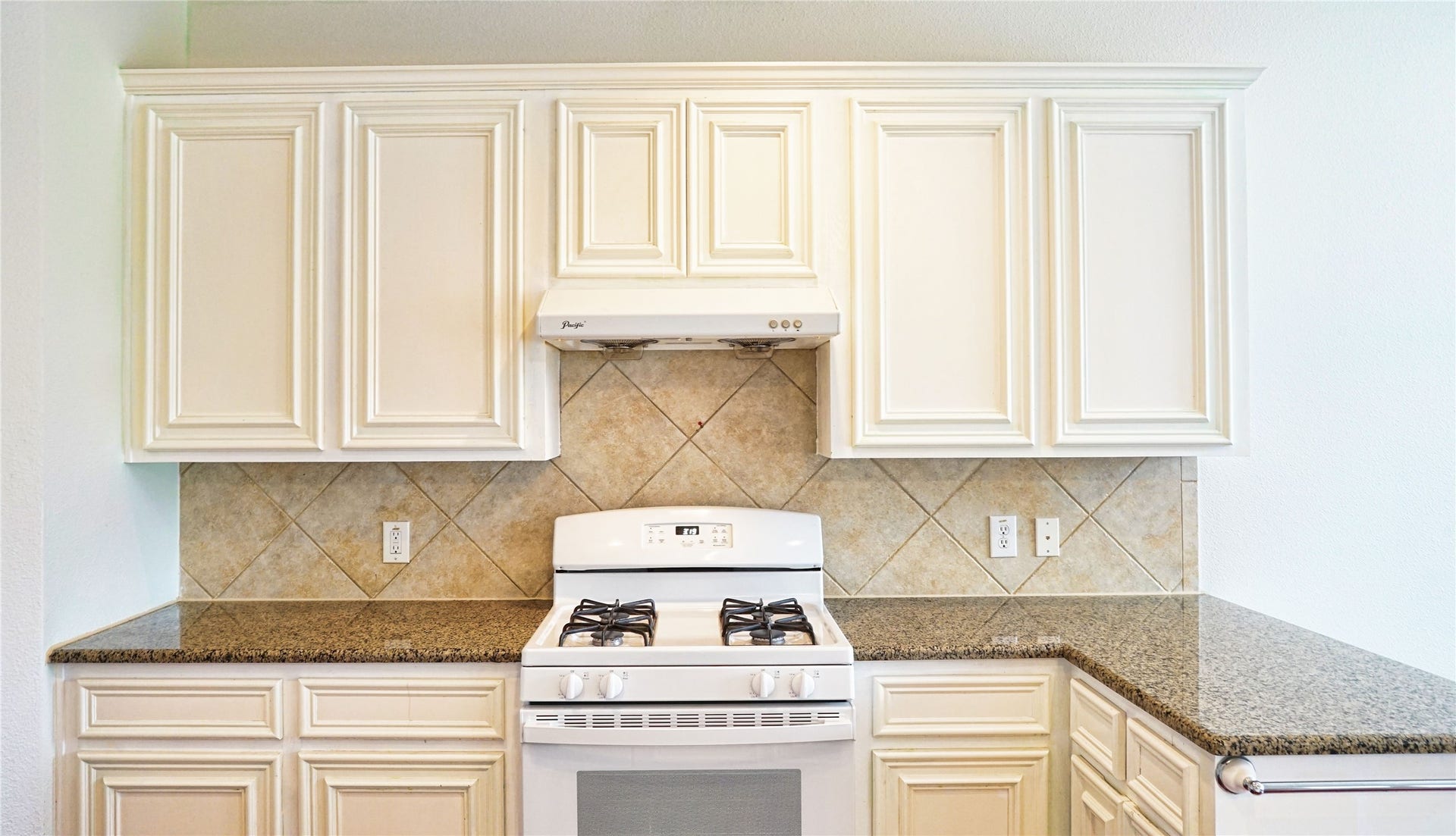 22147 Canyonwood Park Lane, Richmond, TX 77469 22147 Canyonwood Park Lane, Richmond, TX 77469