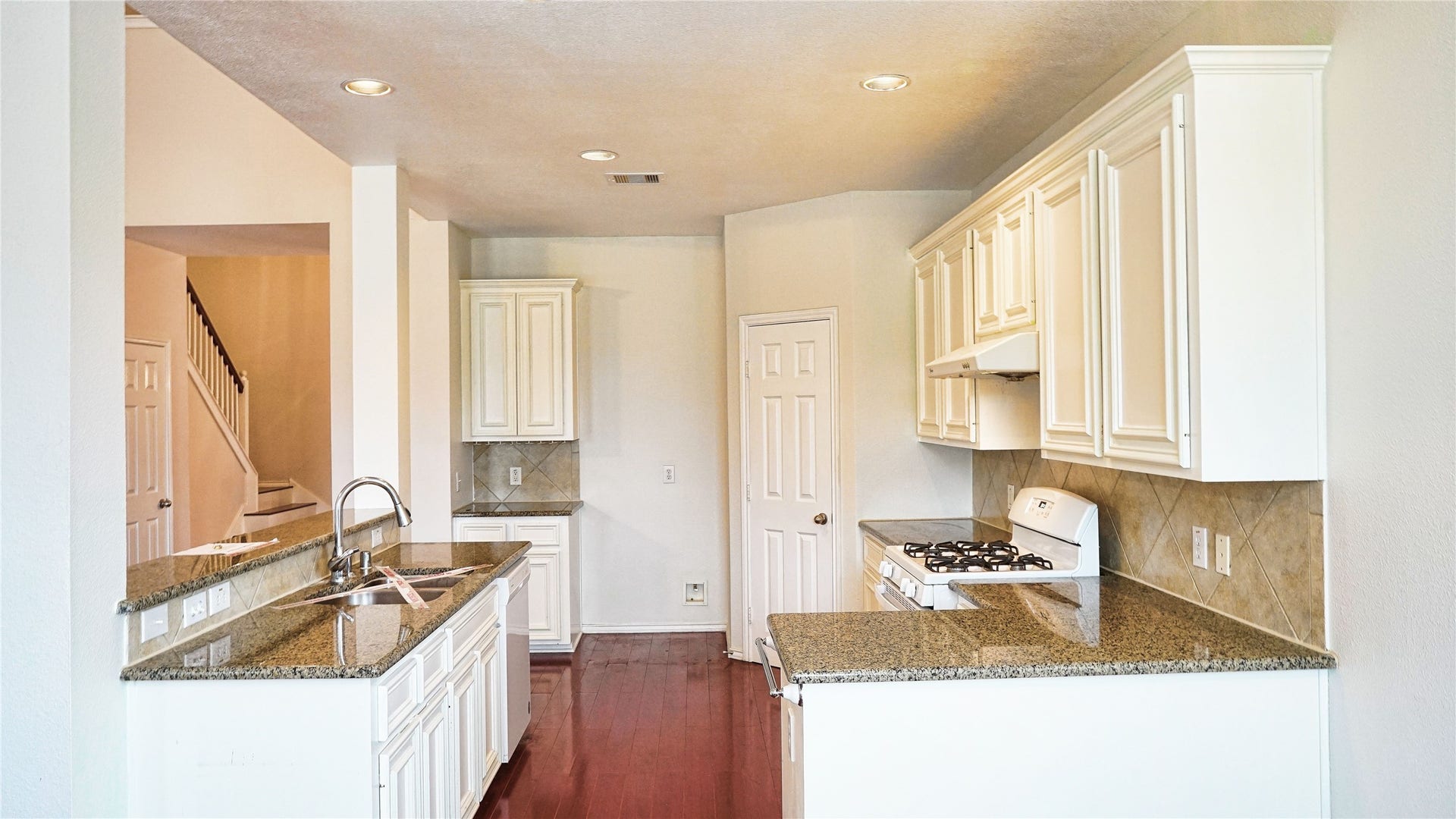 22147 Canyonwood Park Lane, Richmond, TX 77469 22147 Canyonwood Park Lane, Richmond, TX 77469