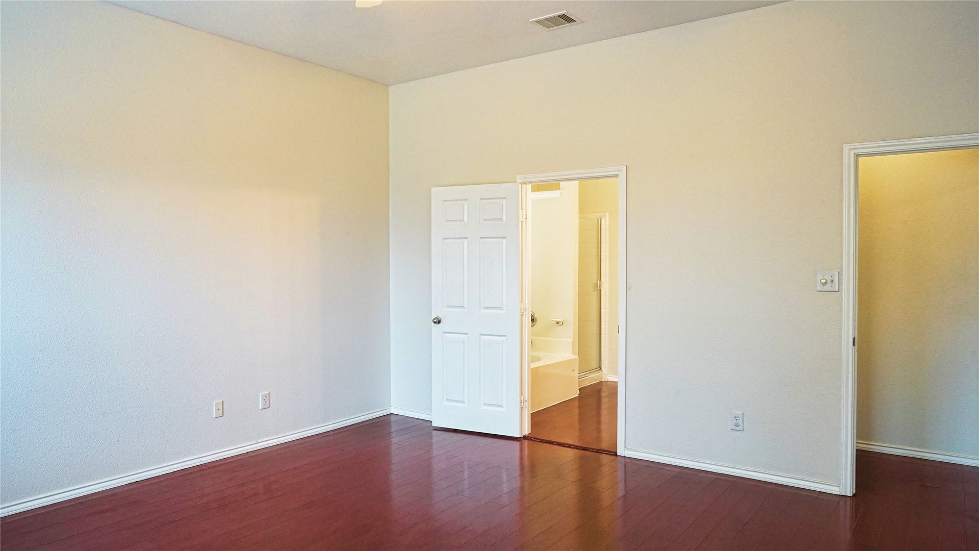 22147 Canyonwood Park Lane, Richmond, TX 77469 Primary bedroom