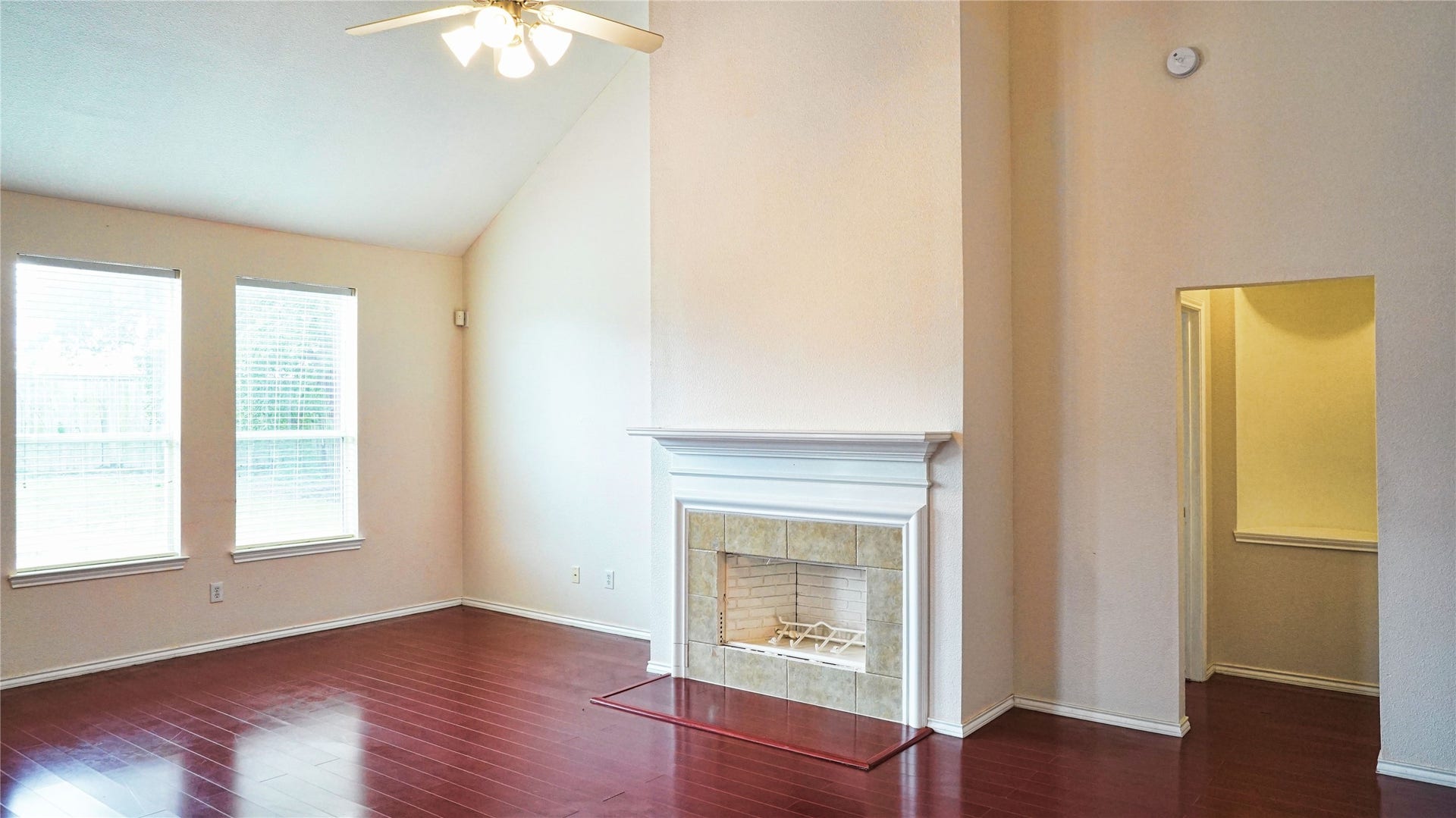 22147 Canyonwood Park Lane, Richmond, TX 77469 Family room