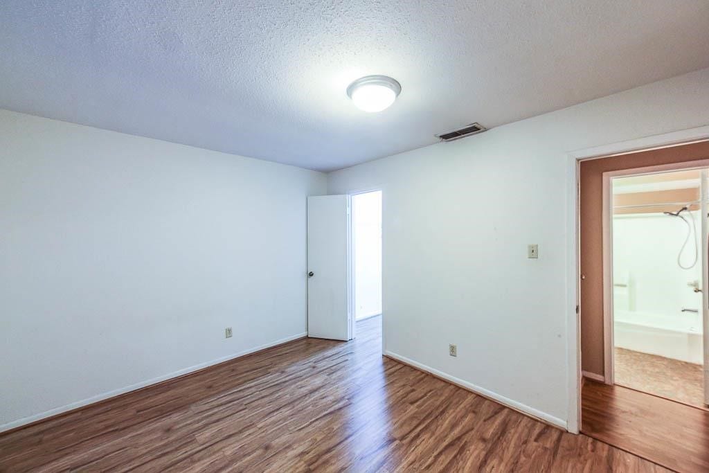 8100 Cambridge Street, #2, Houston, TX 77054 8100 Cambridge Street, #2, Houston, TX 77054