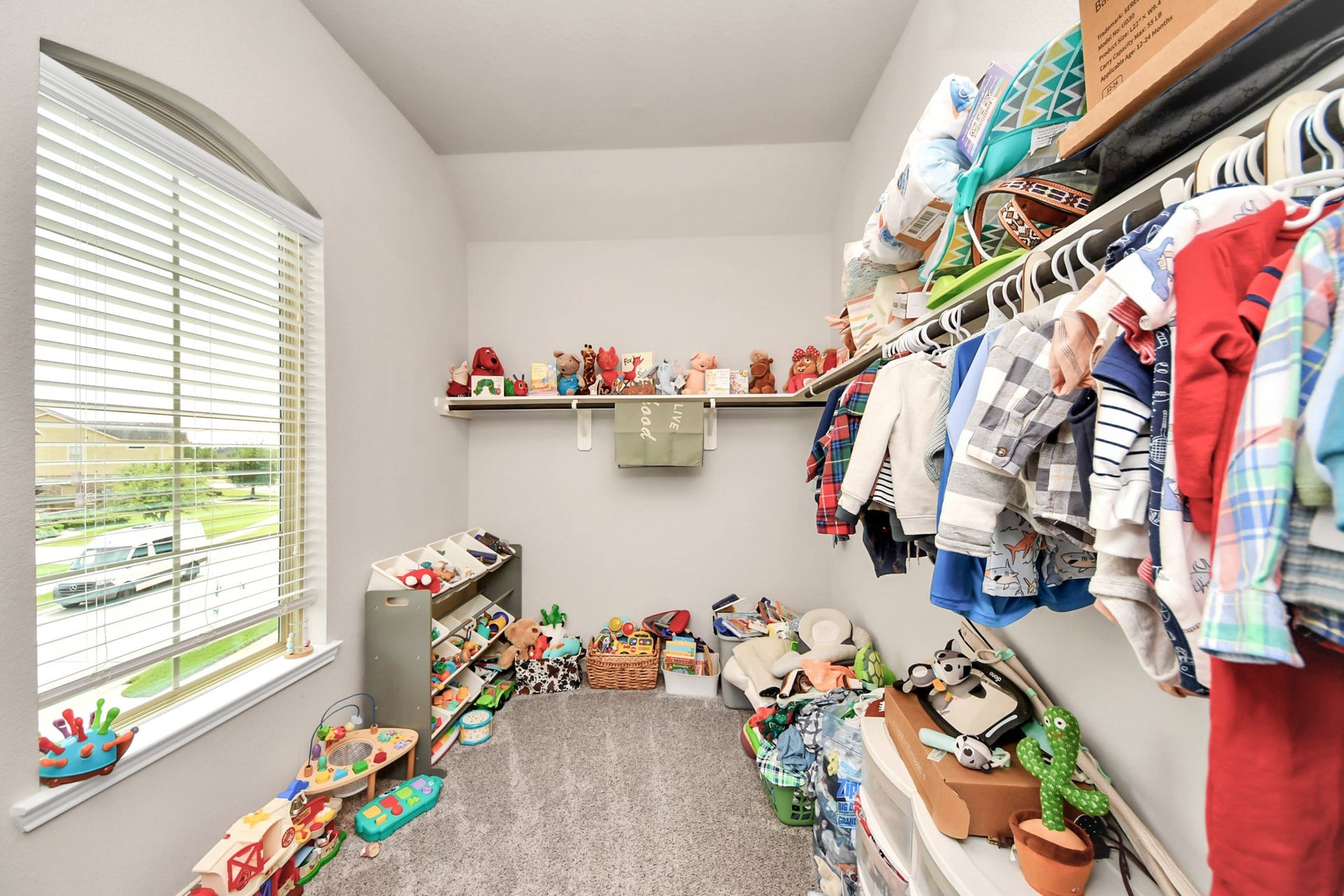 14926 Dogwood View Lane, Cypress, TX 77429 HUGE closet in Secondary Bedroom
