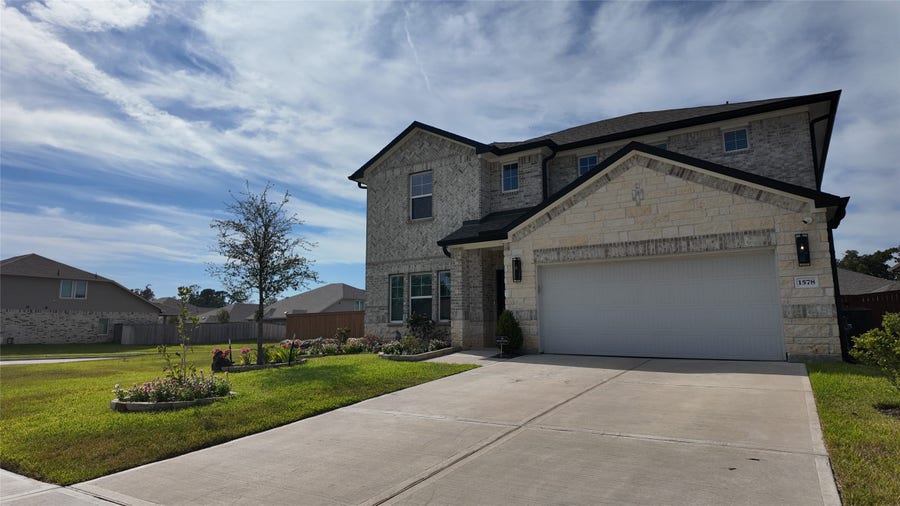 Property photo for 1578 King Ranch Road, Conroe, TX