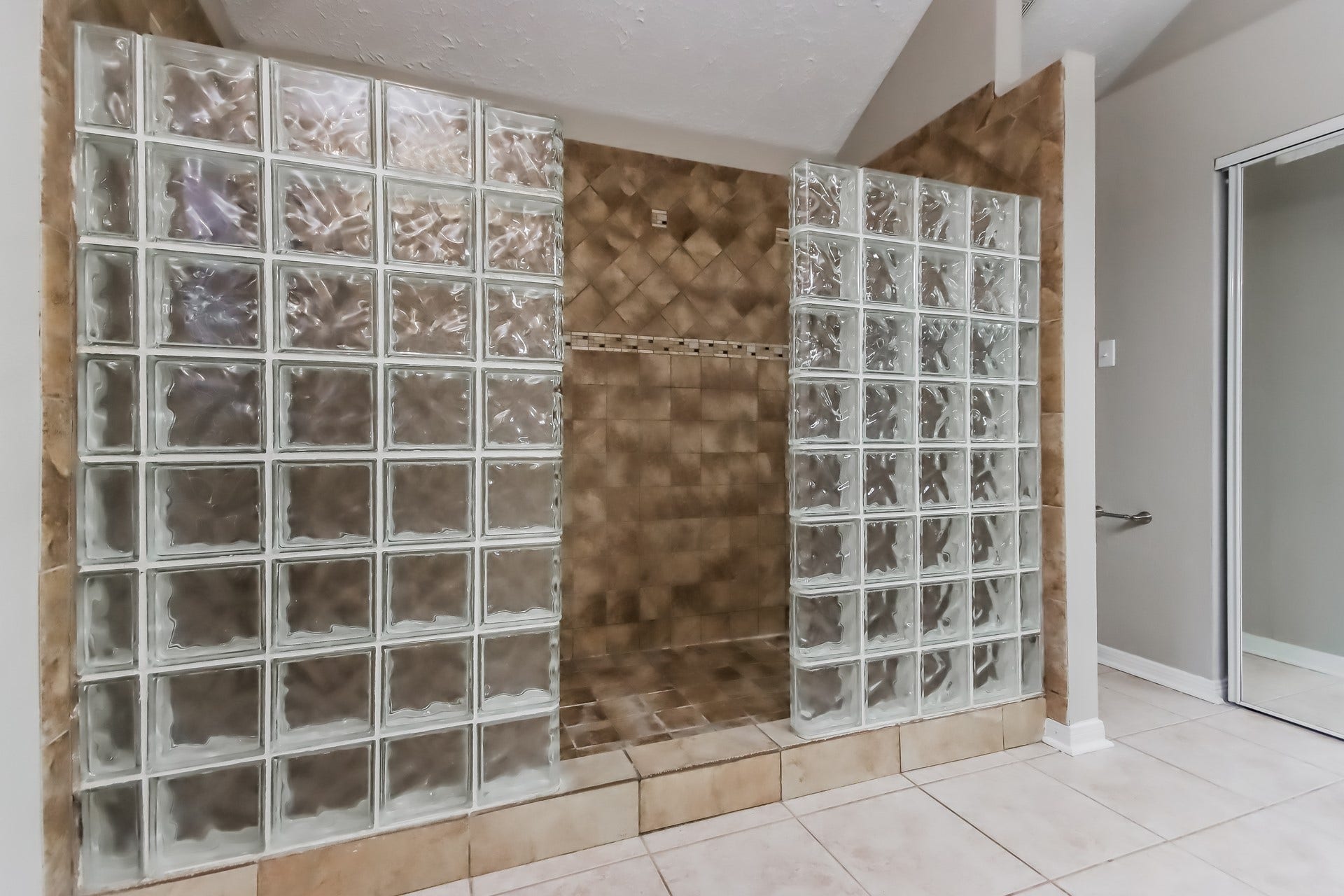 5414 Garden Village Drive, Houston, TX 77339 5414 Garden Village Drive, Houston, TX 77339