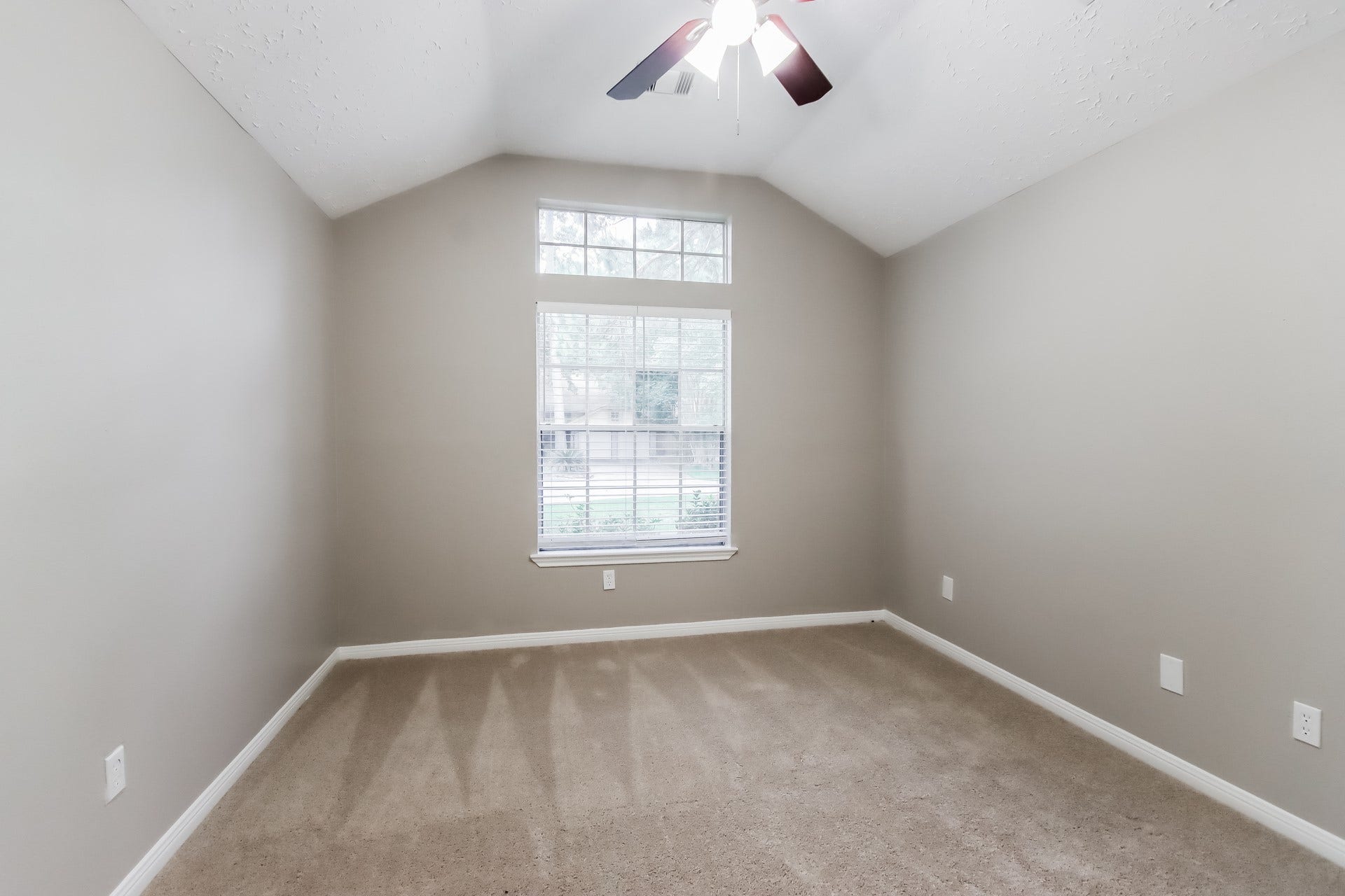 5414 Garden Village Drive, Houston, TX 77339 5414 Garden Village Drive, Houston, TX 77339