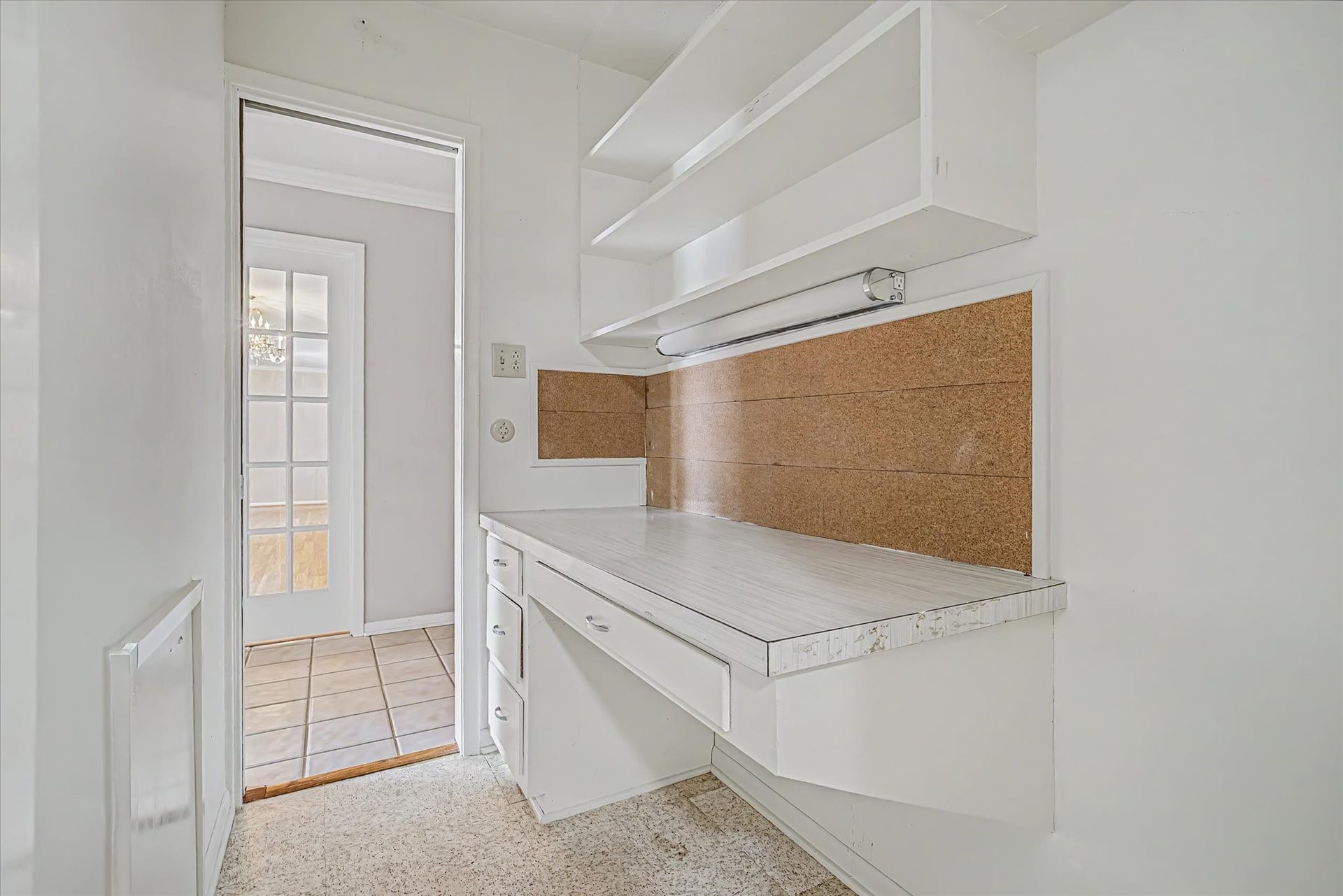 102 Oyster Bend Lane, Lake Jackson, TX 77566