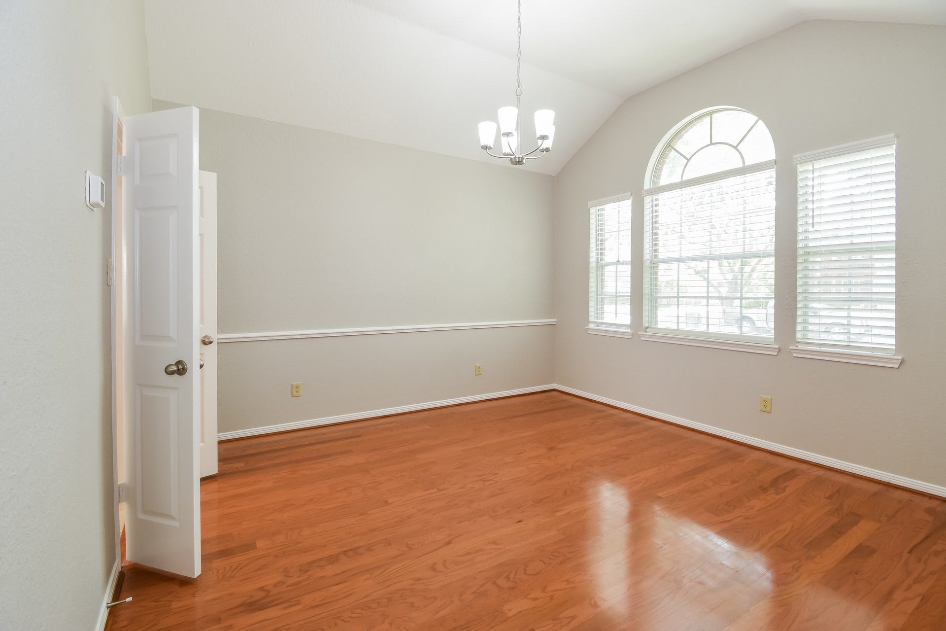 2819 Calender Lake Drive, Missouri City, TX 77459 2819 Calender Lake Drive, Missouri City, TX 77459