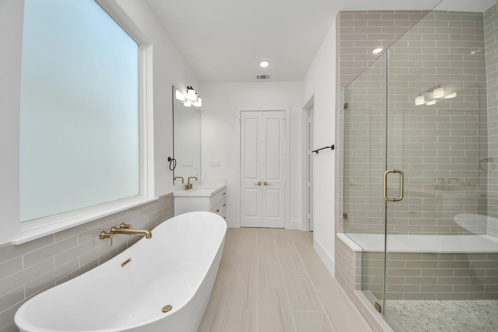 2611 Sherwin Street, Houston, TX 77007 2611 Sherwin Street, Houston, TX 77007