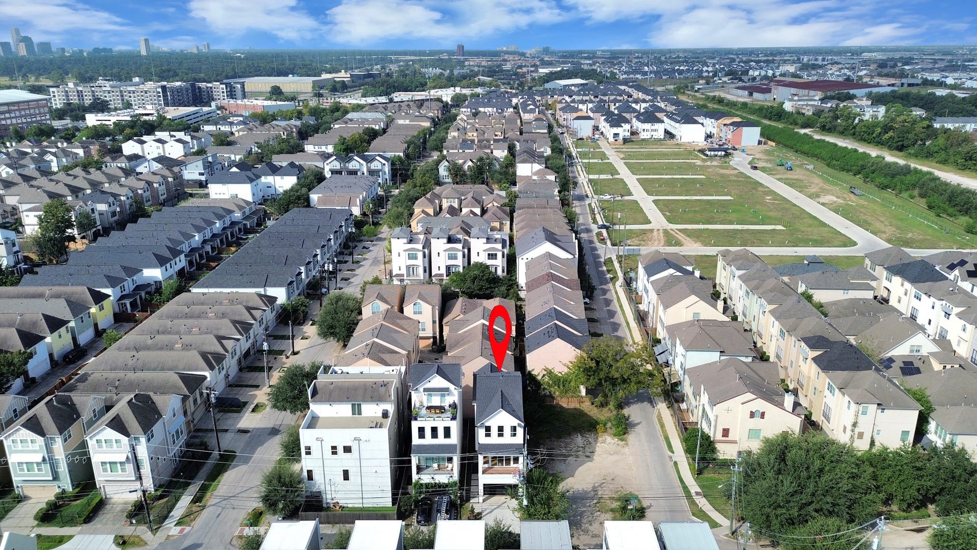 2611 Sherwin Street, Houston, TX 77007 2611 Sherwin Street, Houston, TX 77007