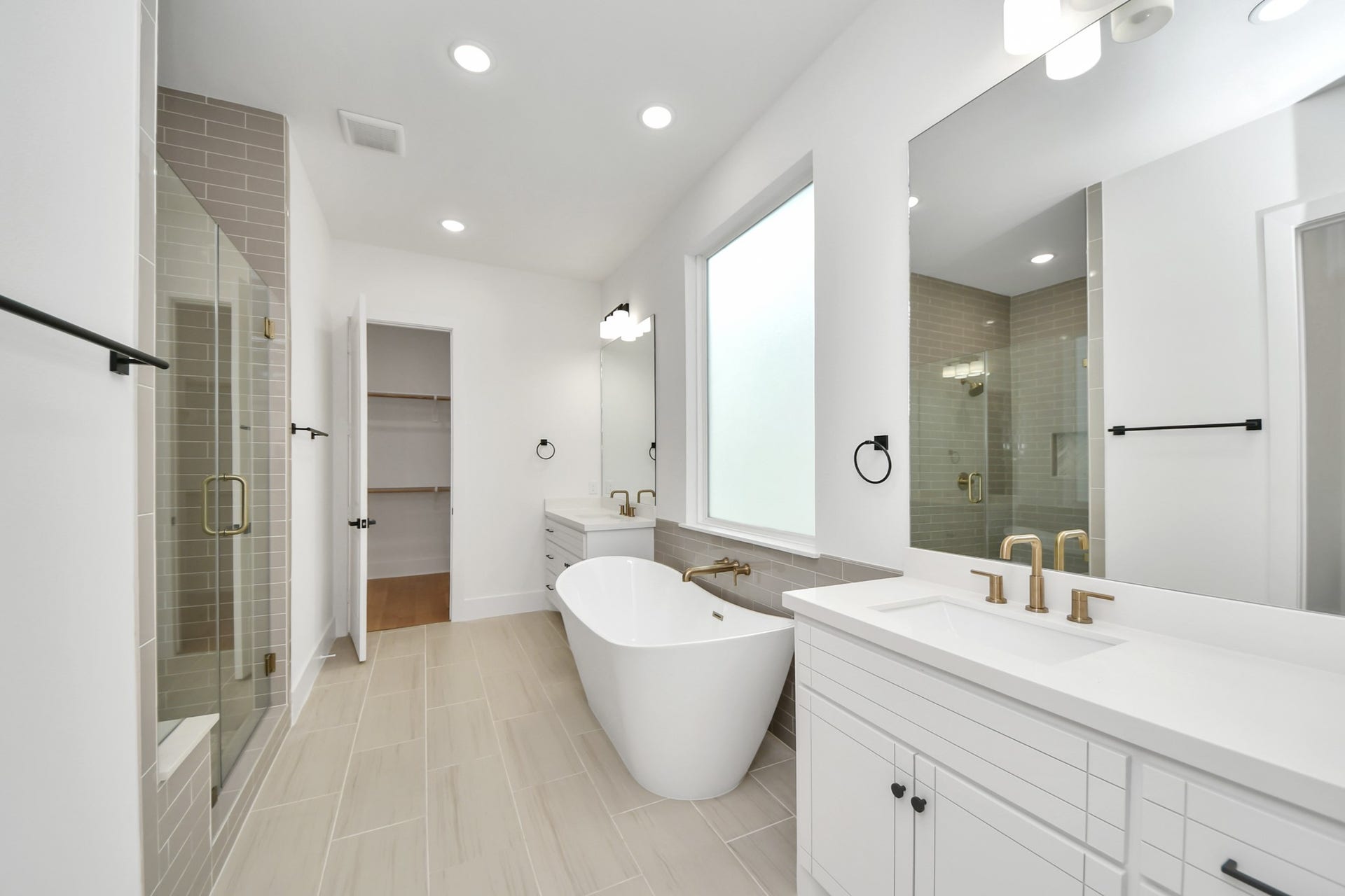 2611 Sherwin Street, Houston, TX 77007 2611 Sherwin Street, Houston, TX 77007