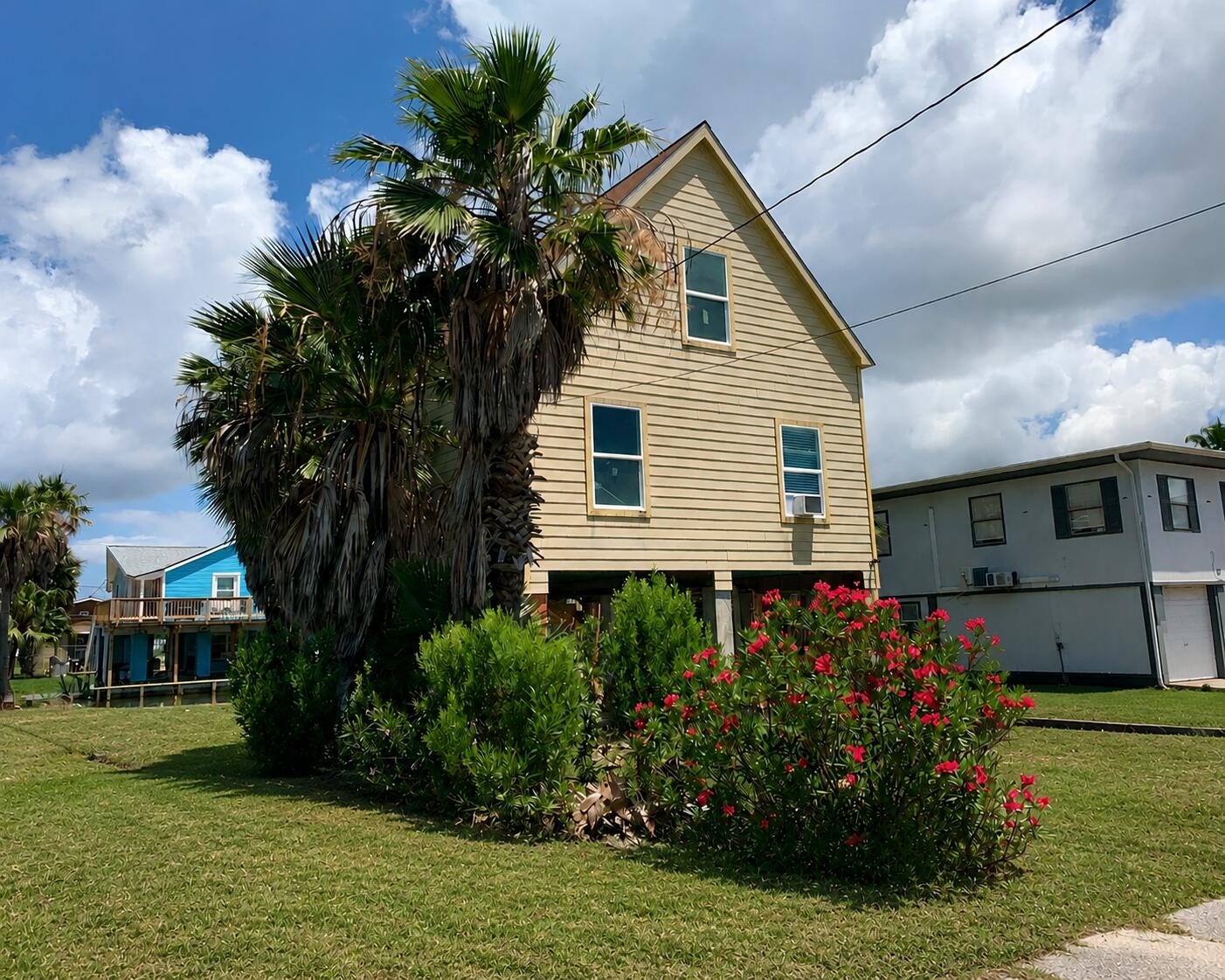 88 Bayou Vista Drive, Hitchcock, TX 77563 88 Bayou Vista Drive, Hitchcock, TX 77563