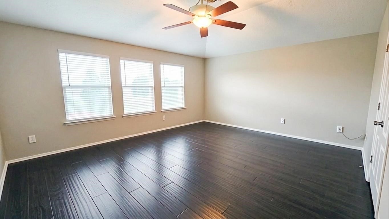 8711 Sandusky Court, Tomball, TX 77375 8711 Sandusky Court, Tomball, TX 77375