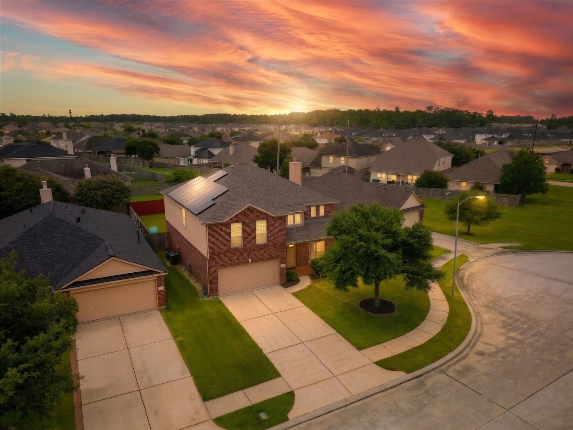 8711 Sandusky Court, Tomball, TX 77375 Take advantage of the solar panel system and pay almost nothing for electricity.