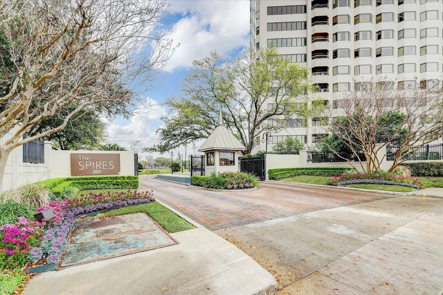 Property photo for 2001 Holcombe Boulevard, #4006, Houston, TX