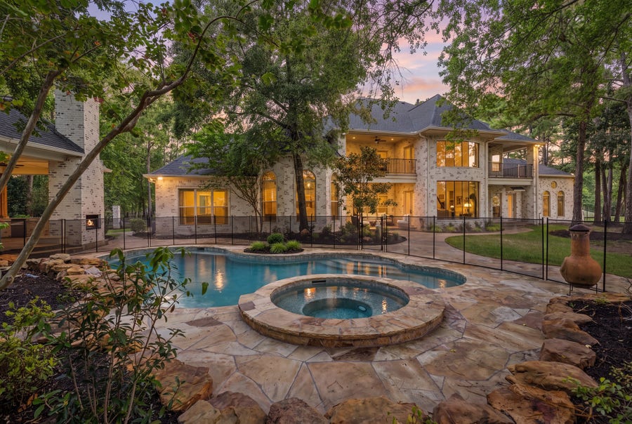 Property photo for 31 Hollymead Drive, Spring, TX