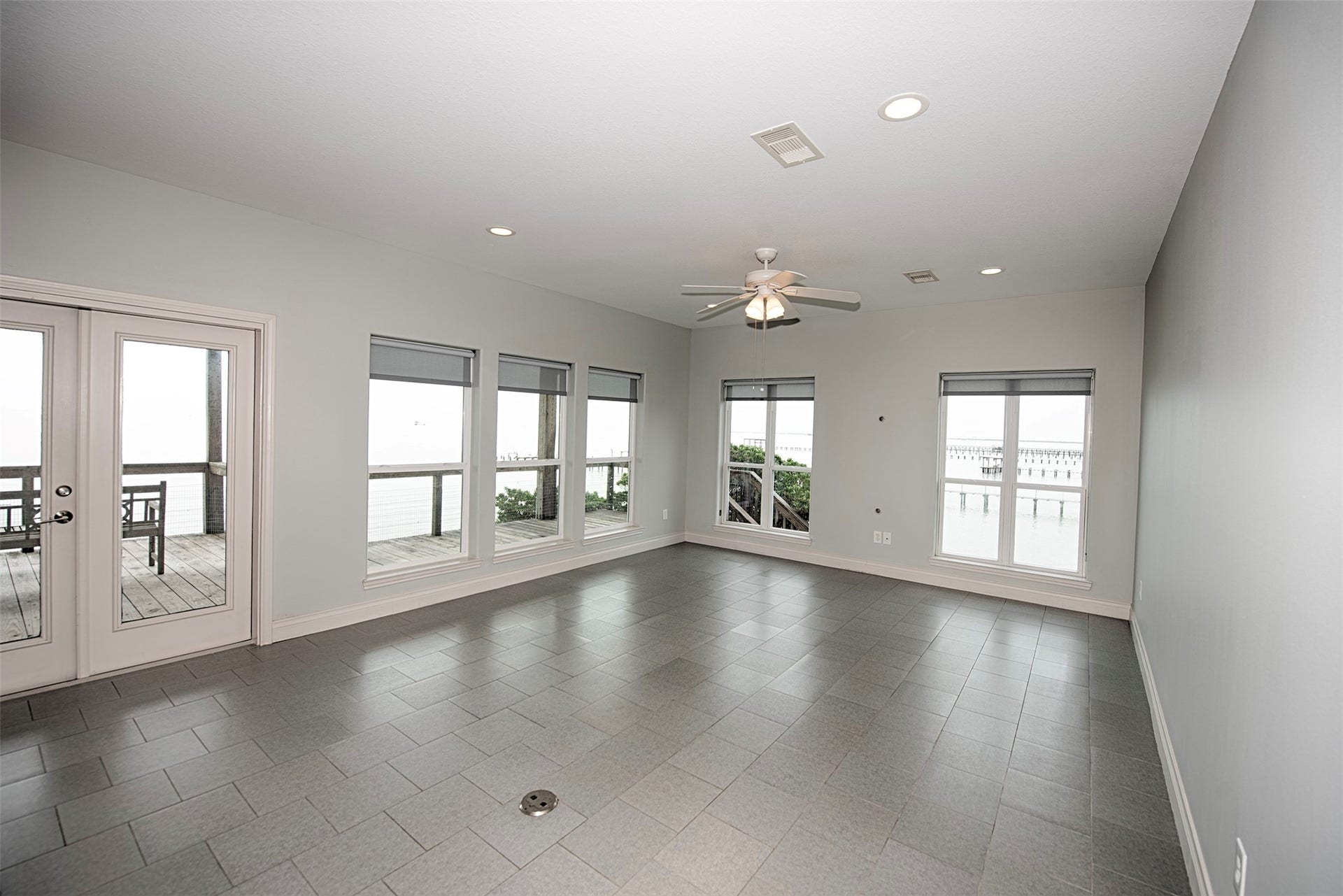 501 2nd Street, San Leon, TX 77539 501 2nd Street, San Leon, TX 77539