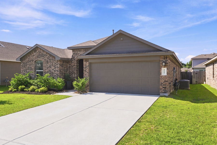 Property photo for 9917 Tammy Lane, Magnolia, TX