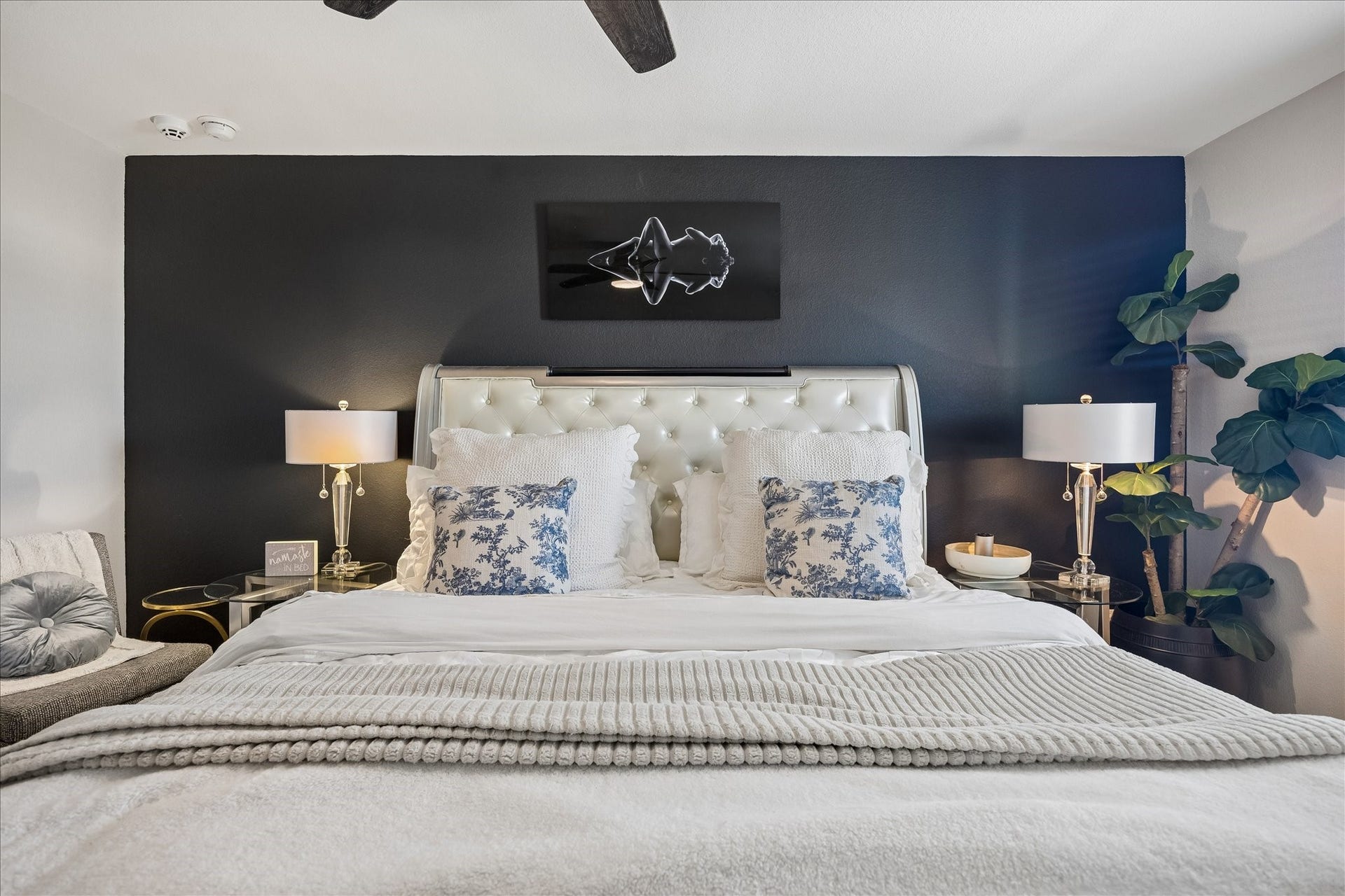 3034 Crown Gate Drive, Houston, TX 77047 Primary suite offers a comfortable layout with an accent wall and plenty of room to create your own private retreat.