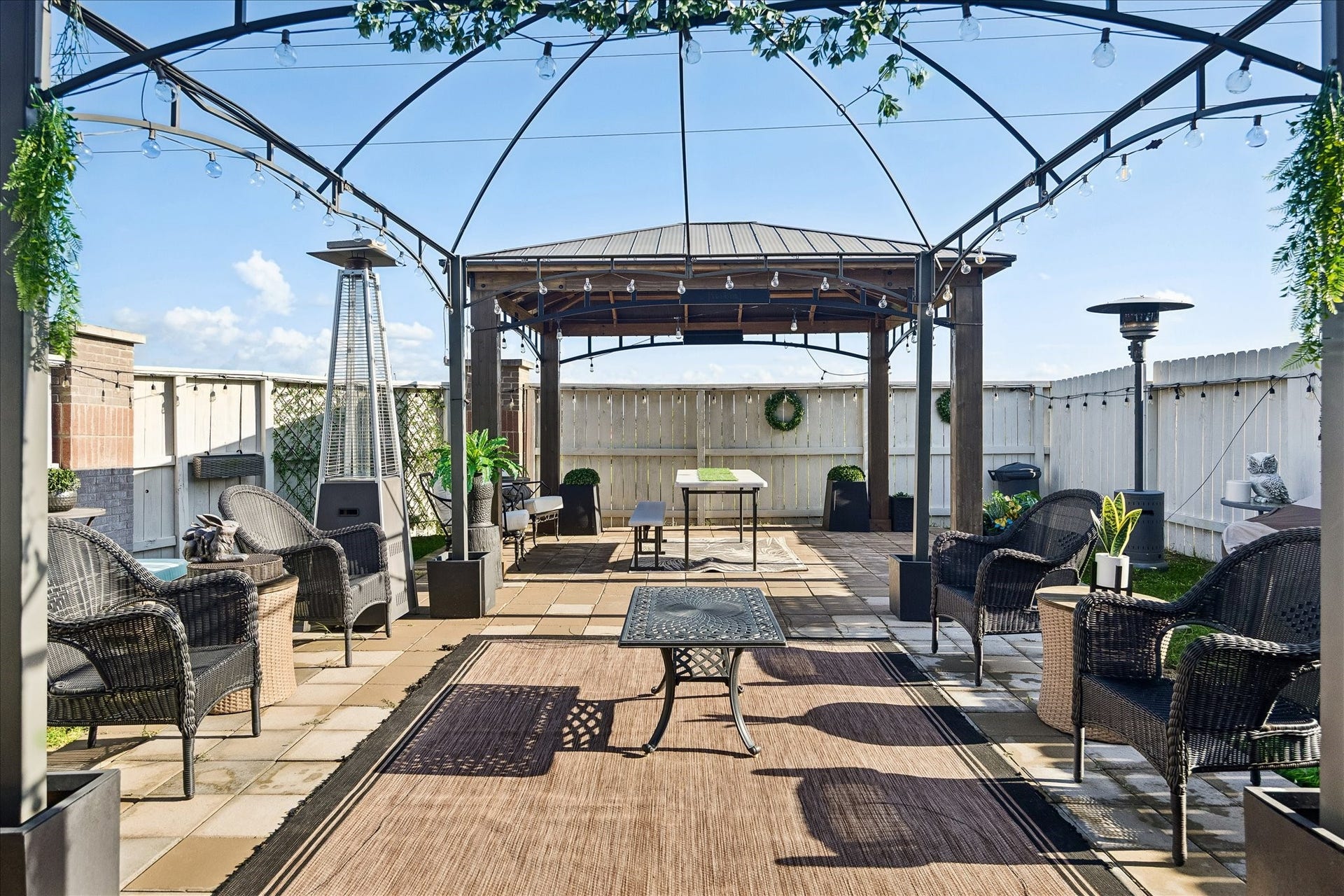 3034 Crown Gate Drive, Houston, TX 77047 Spacious covered patio with plenty of room for outdoor seating, grilling and gatherings.