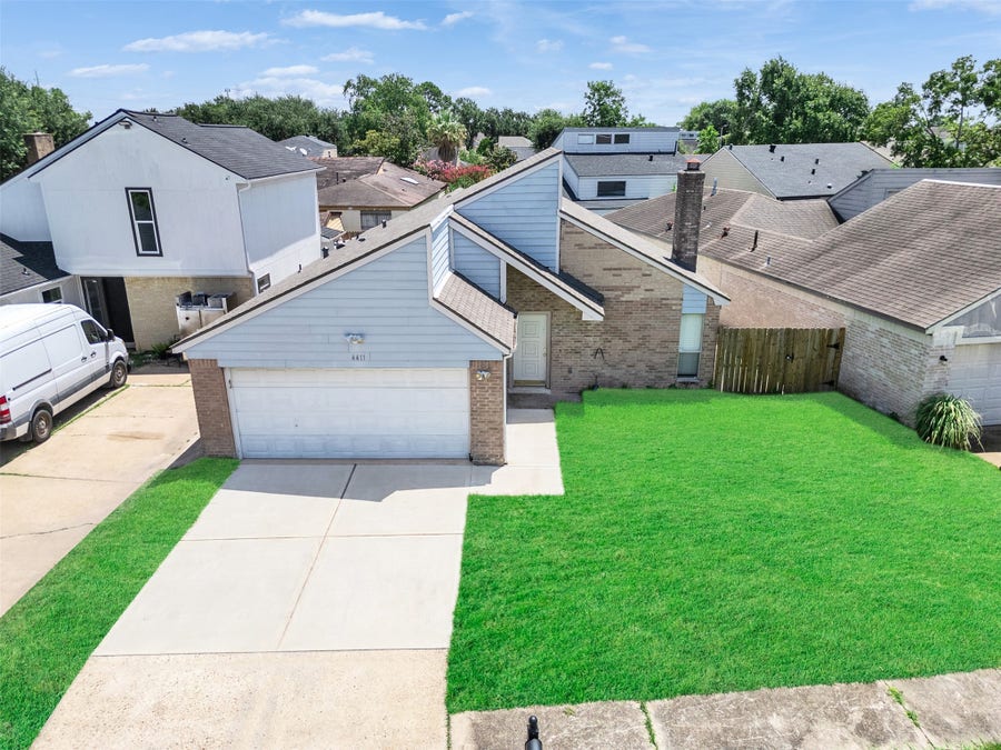 Property photo for 4411 Yupon Ridge Drive, Houston, TX