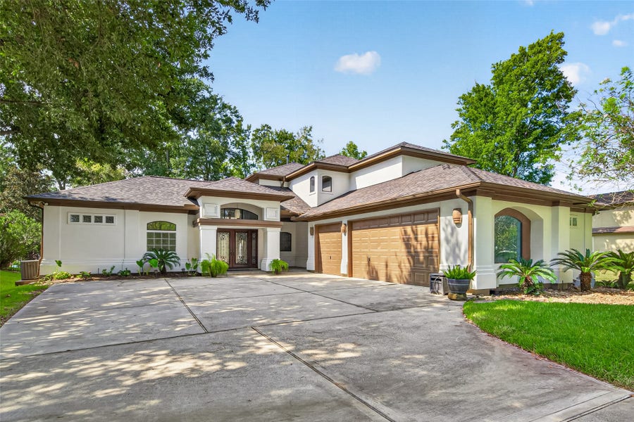 Property photo for 11436 Grand Pine Drive, Montgomery, TX